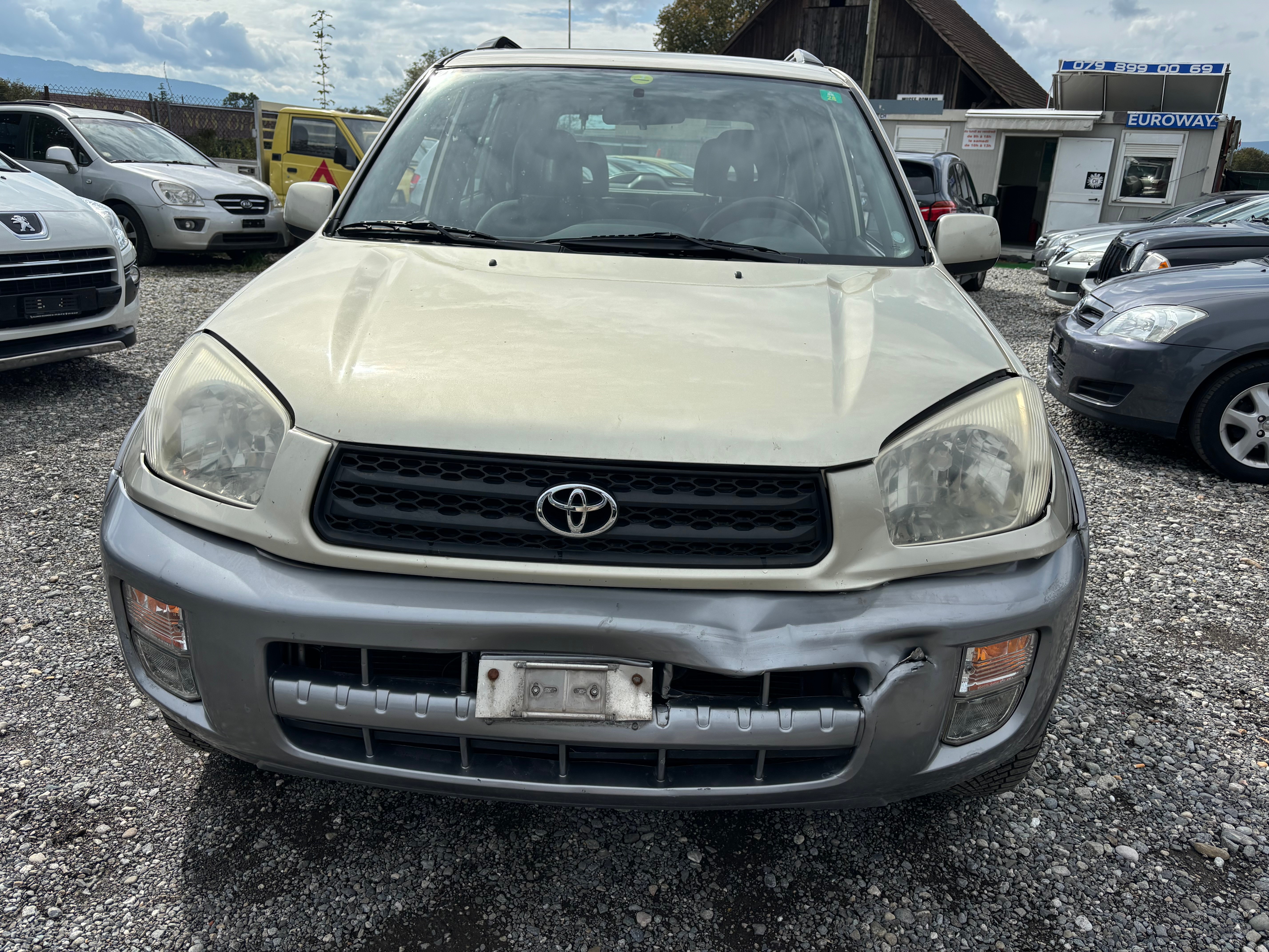 TOYOTA RAV-4