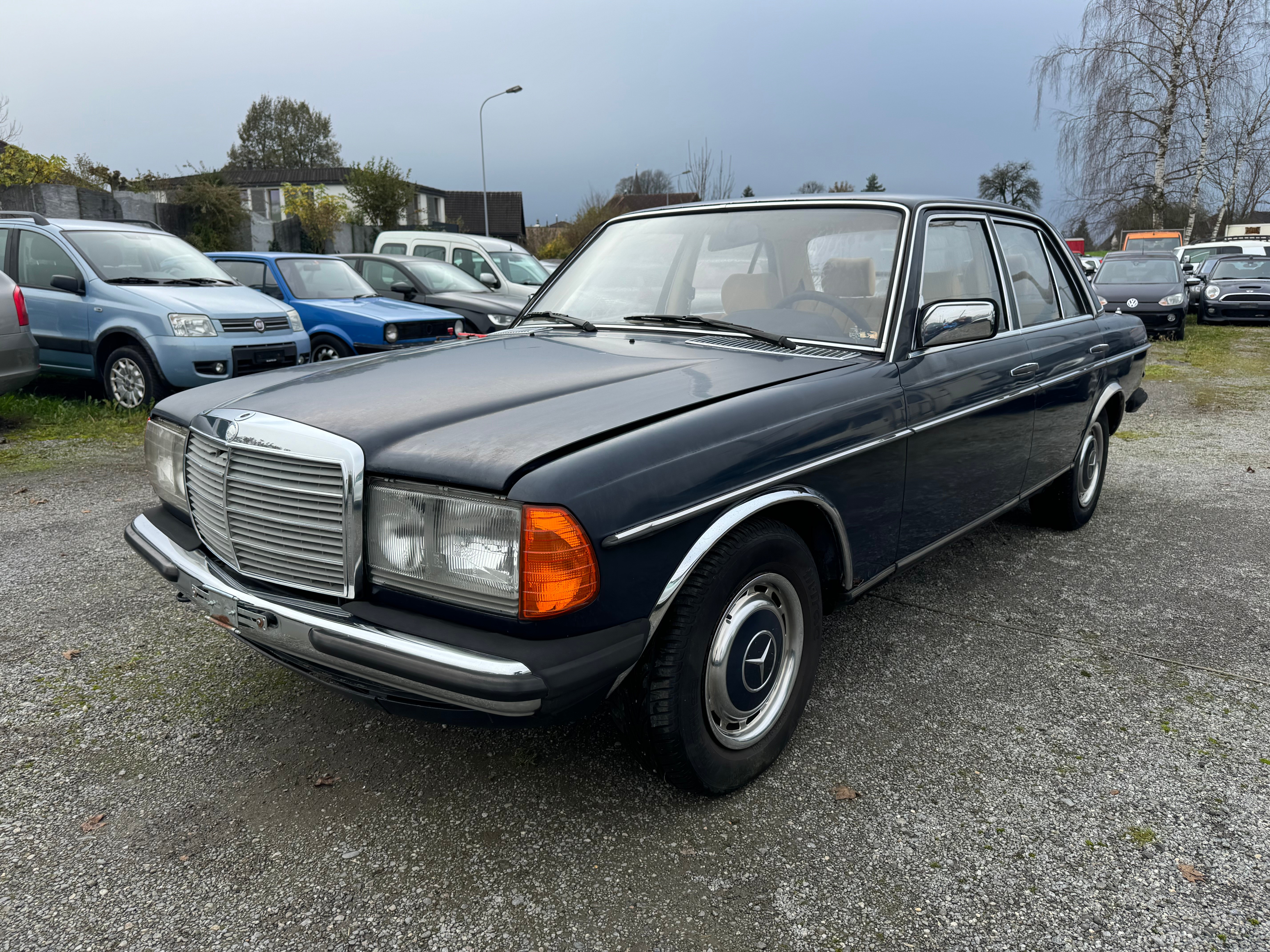 MERCEDES-BENZ 230 E Automatik Klima Schiebedach