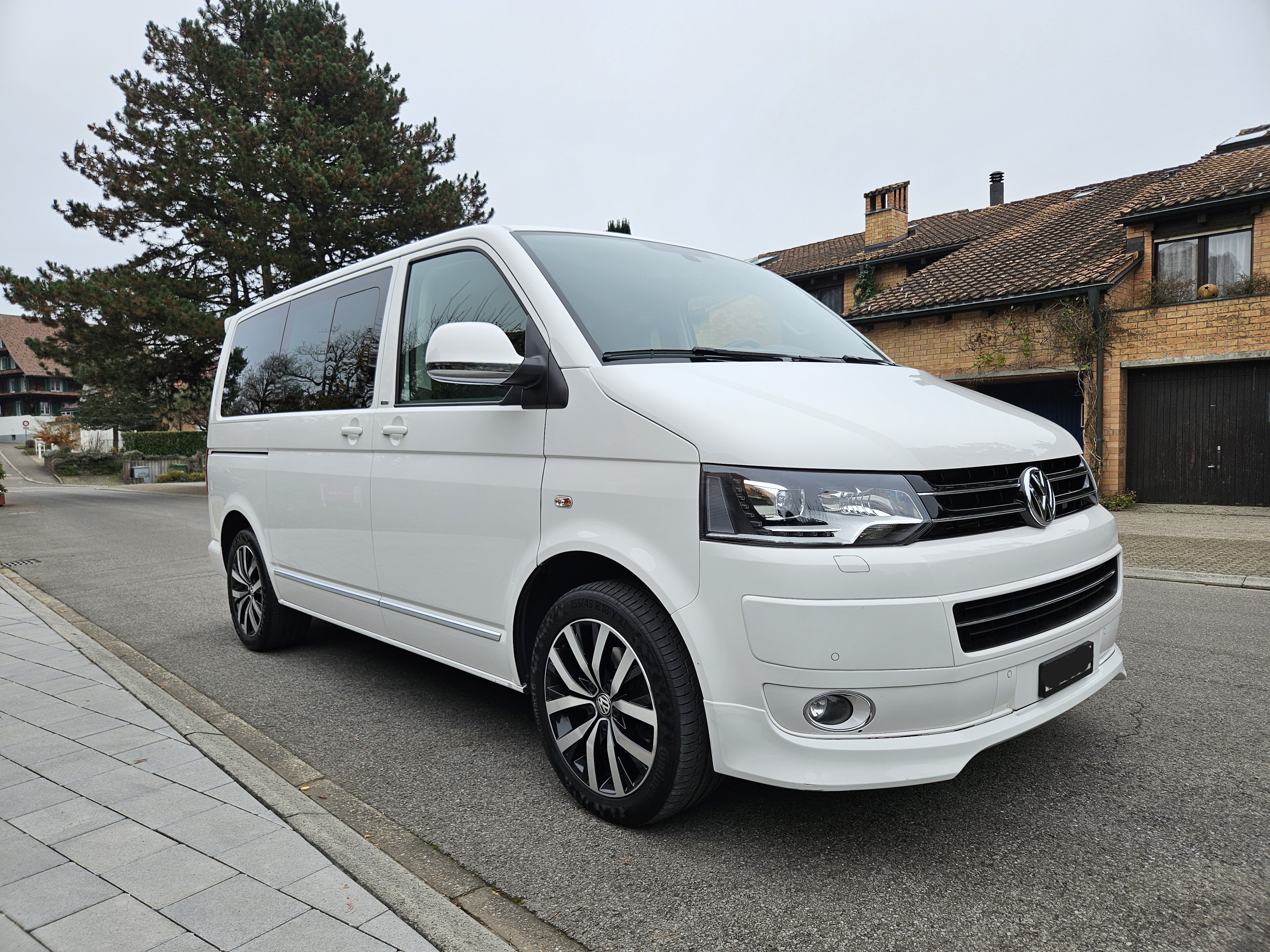 VW T5 Multivan 2.0 TDI CR Family Cup DSG