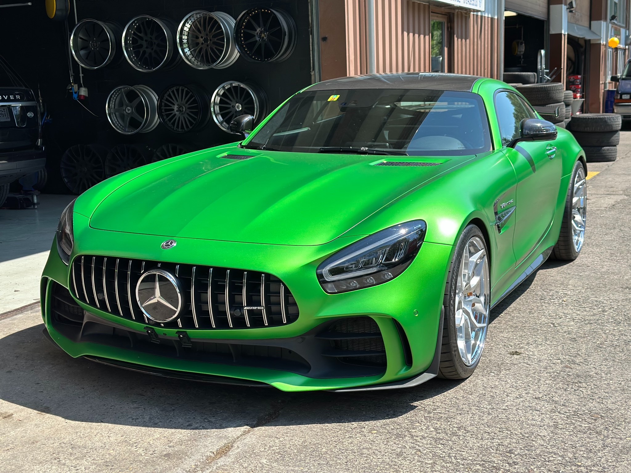 MERCEDES-BENZ AMG GT R Speedshift DCT