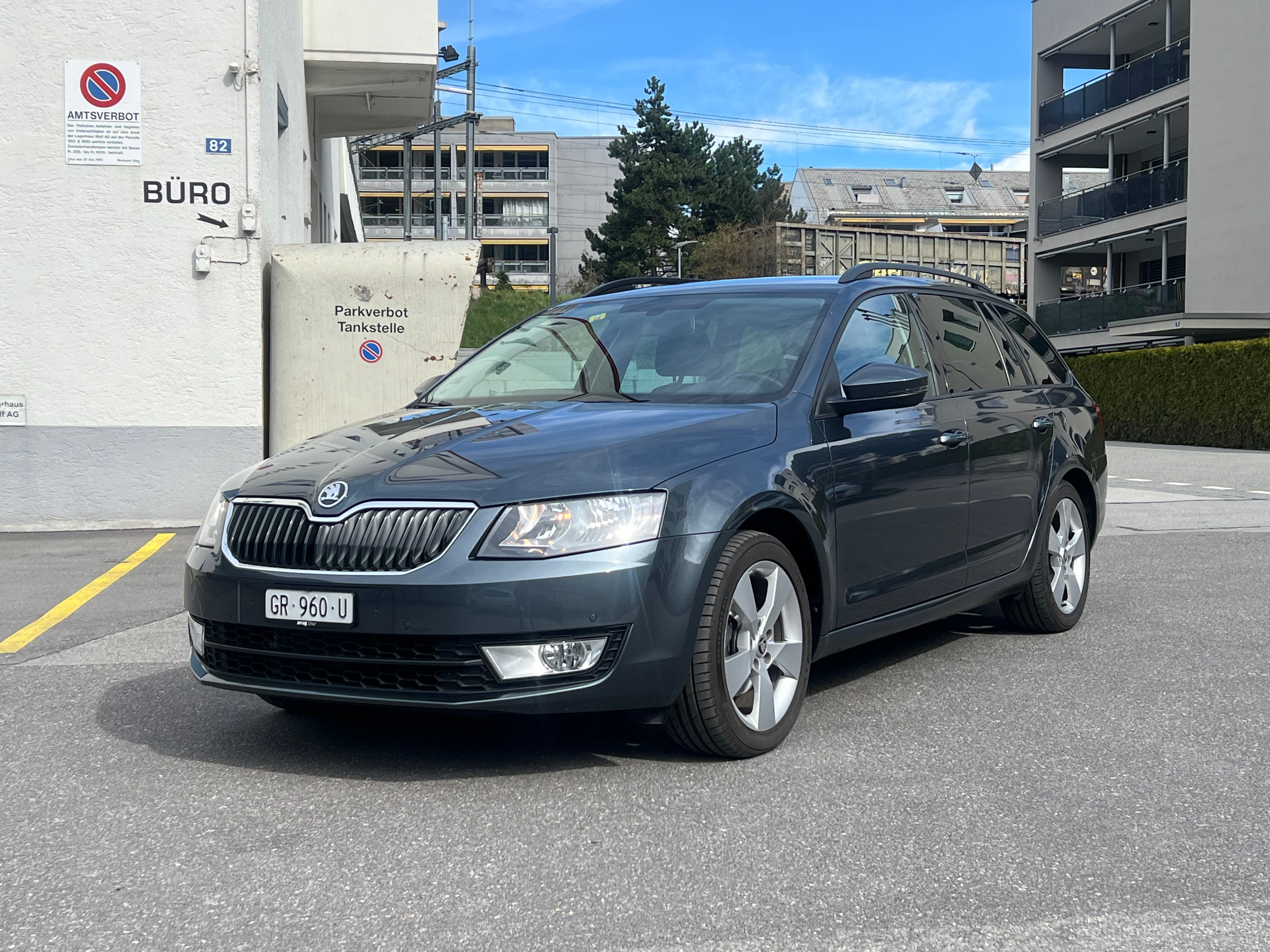 SKODA Octavia Combi 2.0 TDI Ambition 4x4