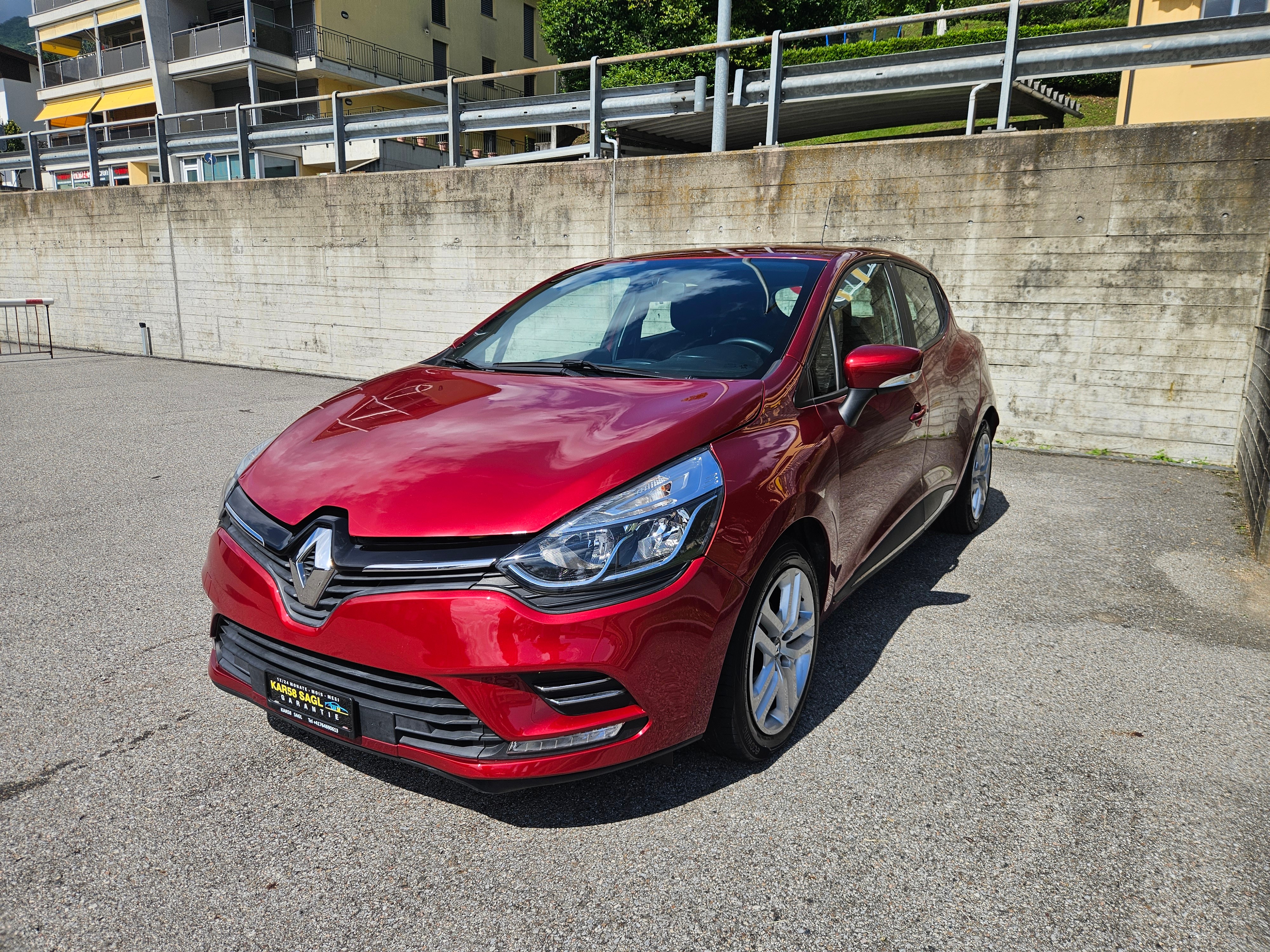 RENAULT Clio 0.9 12V Intens