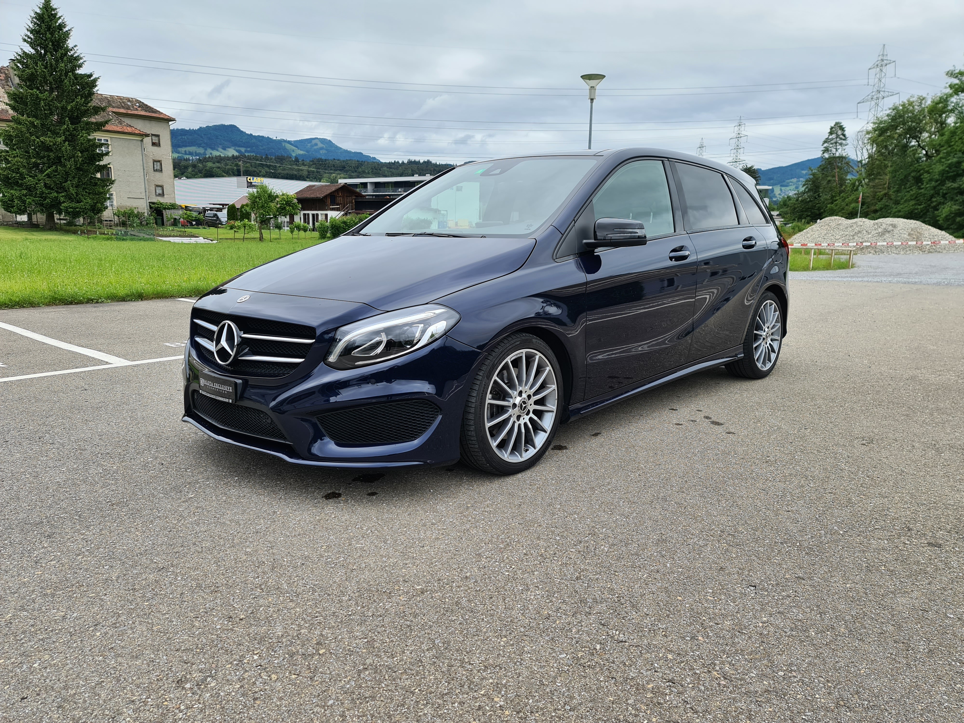 MERCEDES-BENZ B 220 CDI Swiss Star Edition AMG Line 4Matic