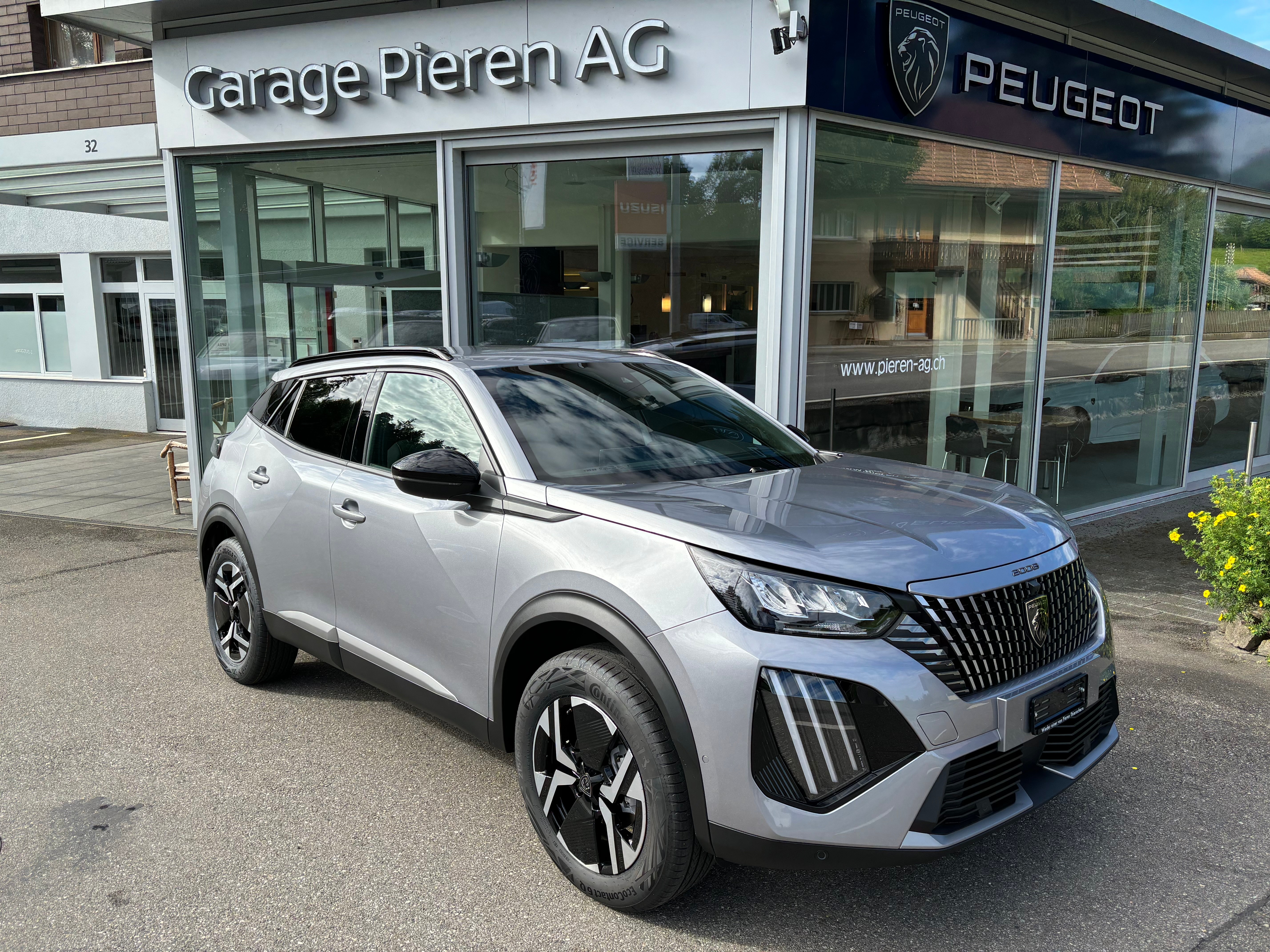 PEUGEOT 2008 1.2 PureTech Allure Premium