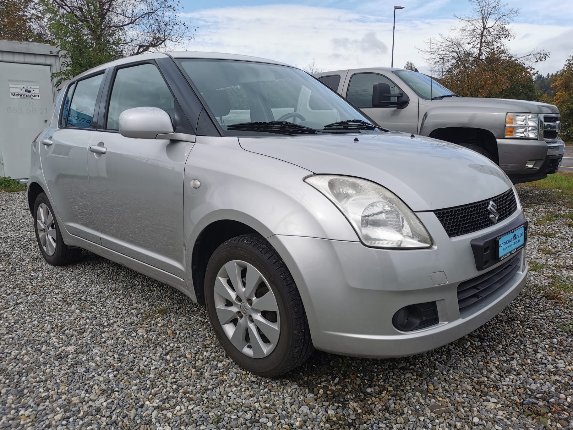 SUZUKI Swift 1.3i 16V GL Top 4x4