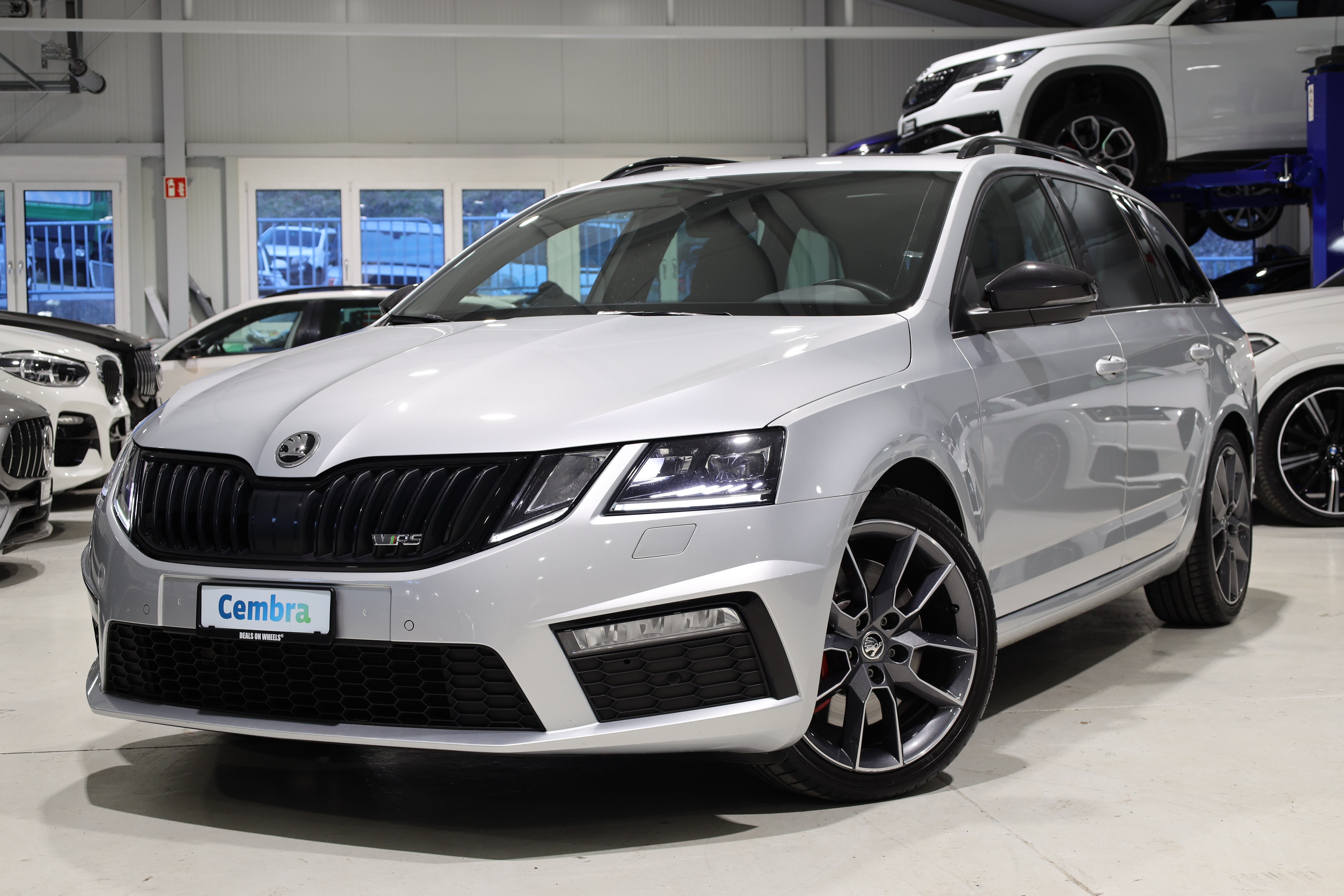 SKODA Octavia Combi 2.0 TSI RS DSG