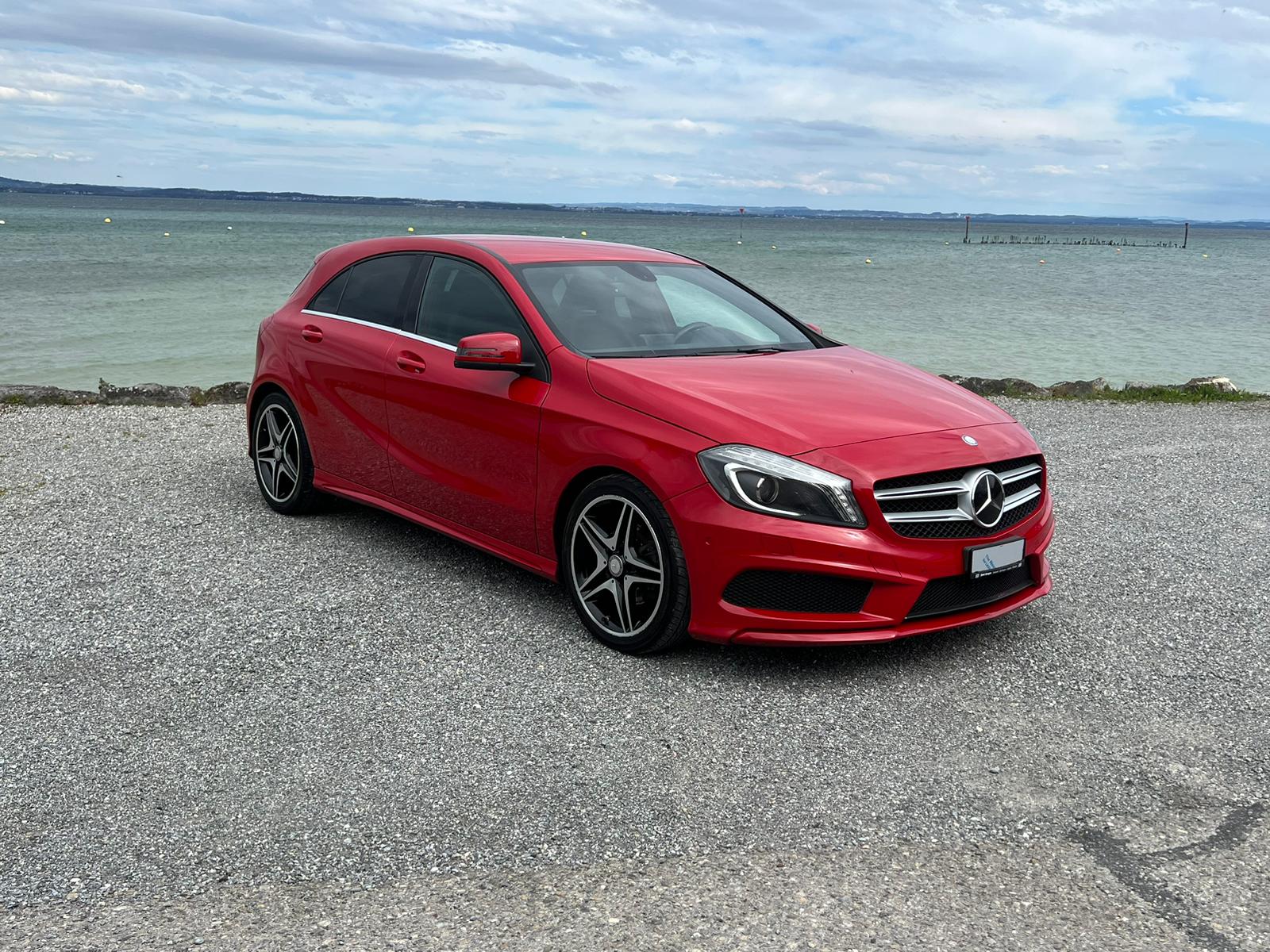 MERCEDES-BENZ A 200 AMG Line