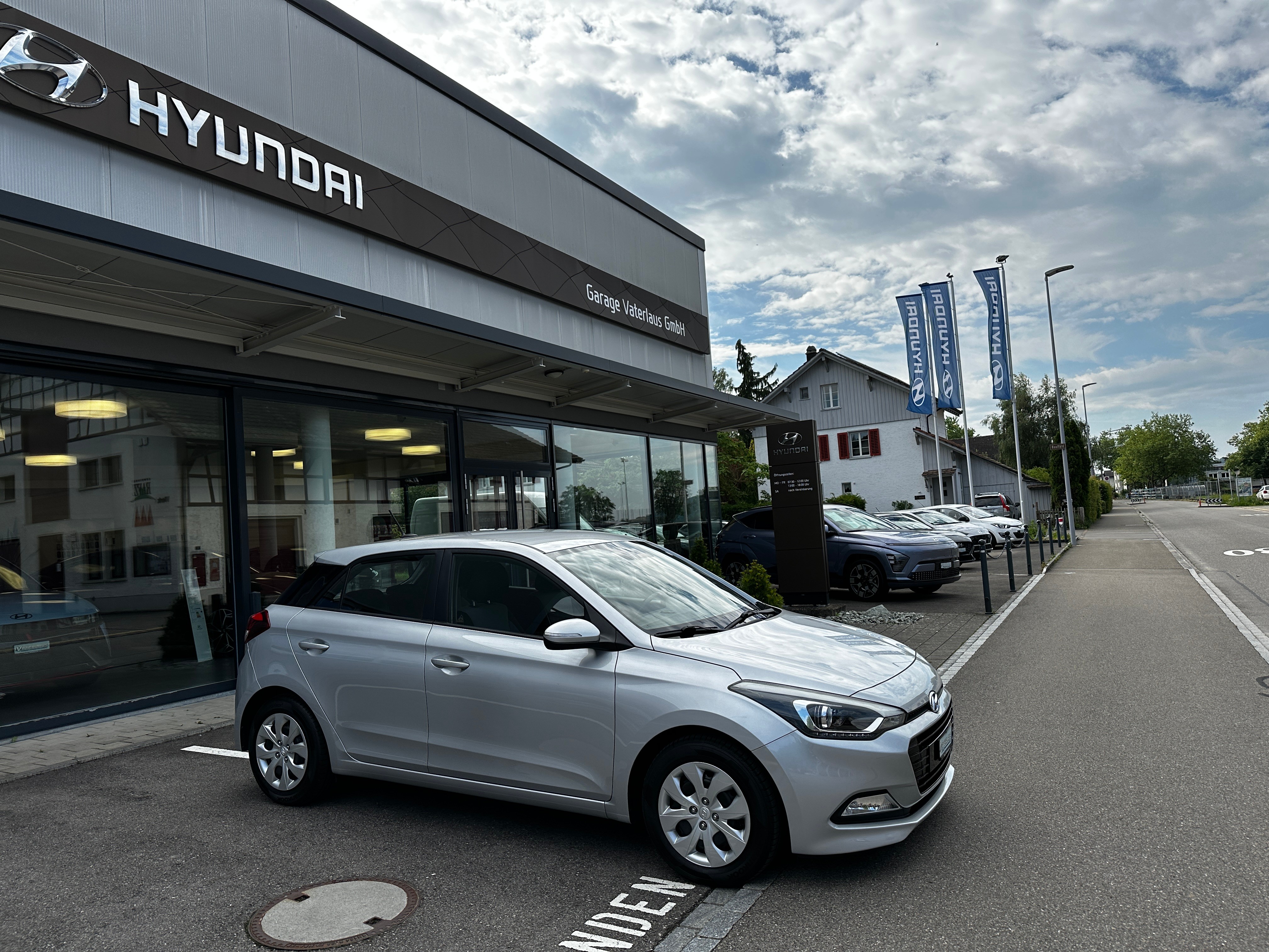 HYUNDAI i20 1.0 T-GDi Amplia