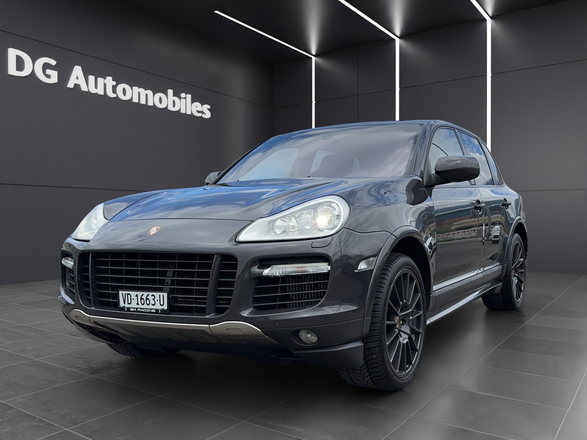 PORSCHE Cayenne Turbo S