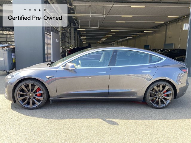 TESLA Model 3 Performance AWD