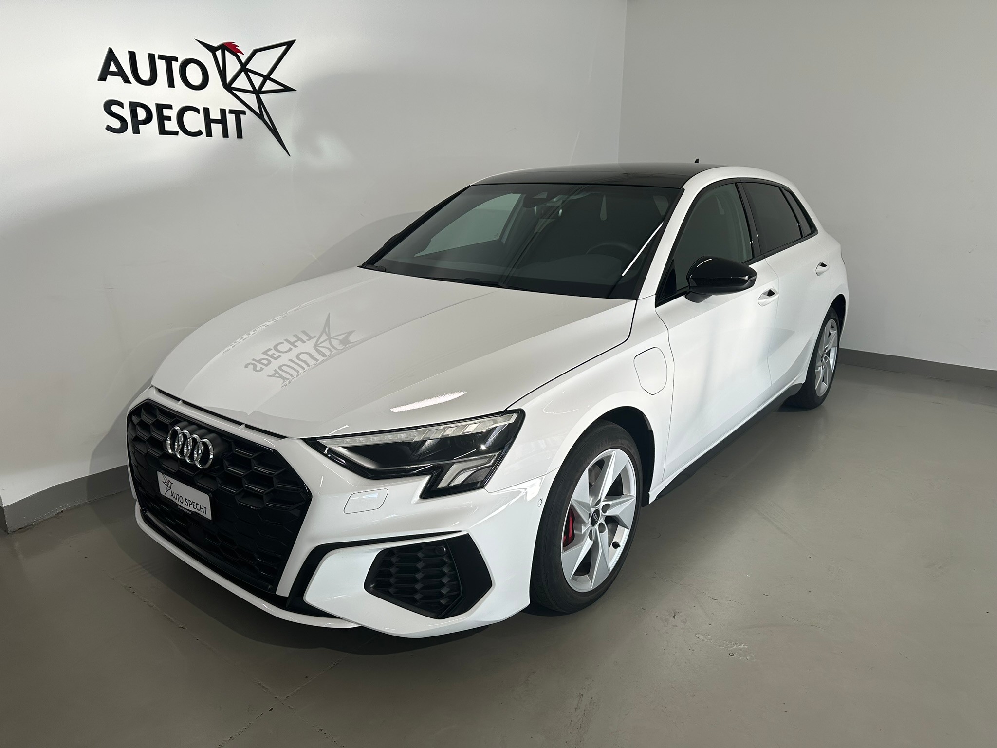 AUDI A3 Sportback 45 TFSI e S line