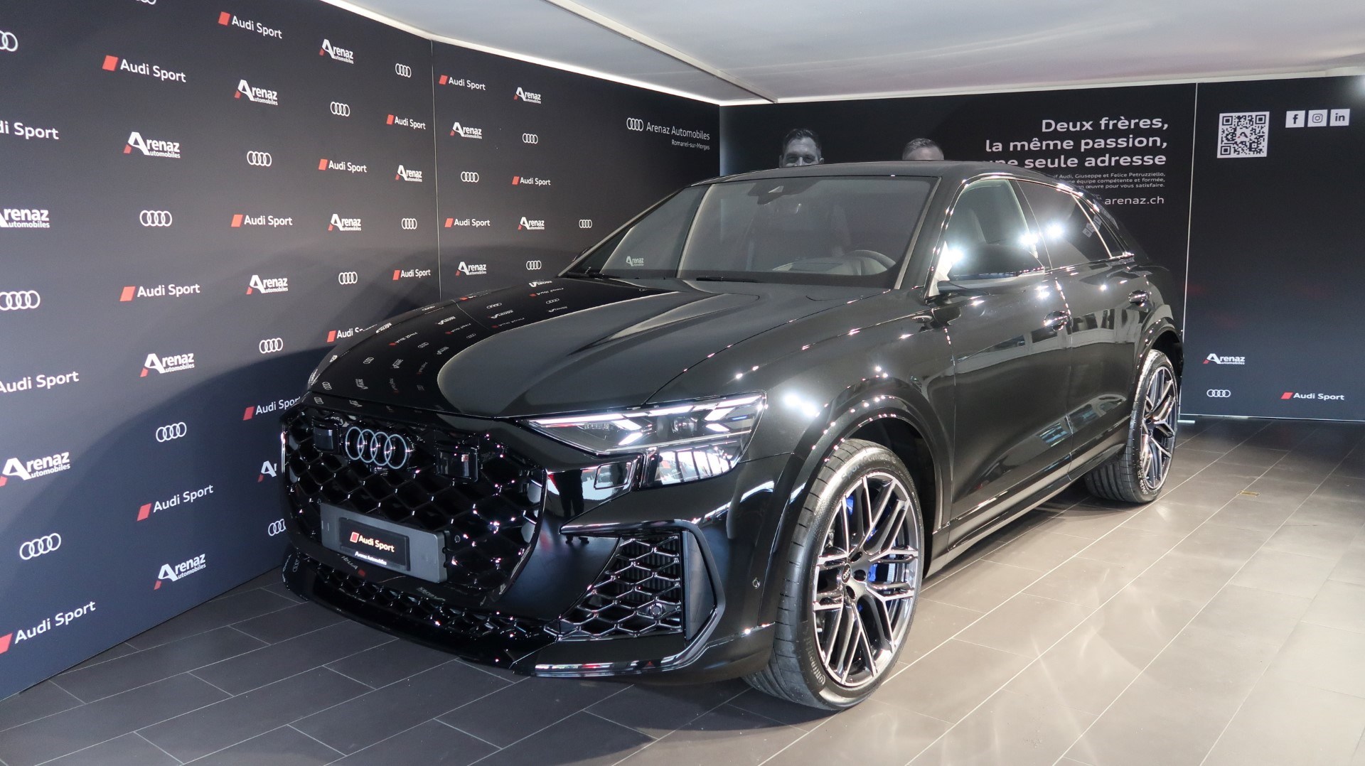 AUDI RSQ8 performance quattro