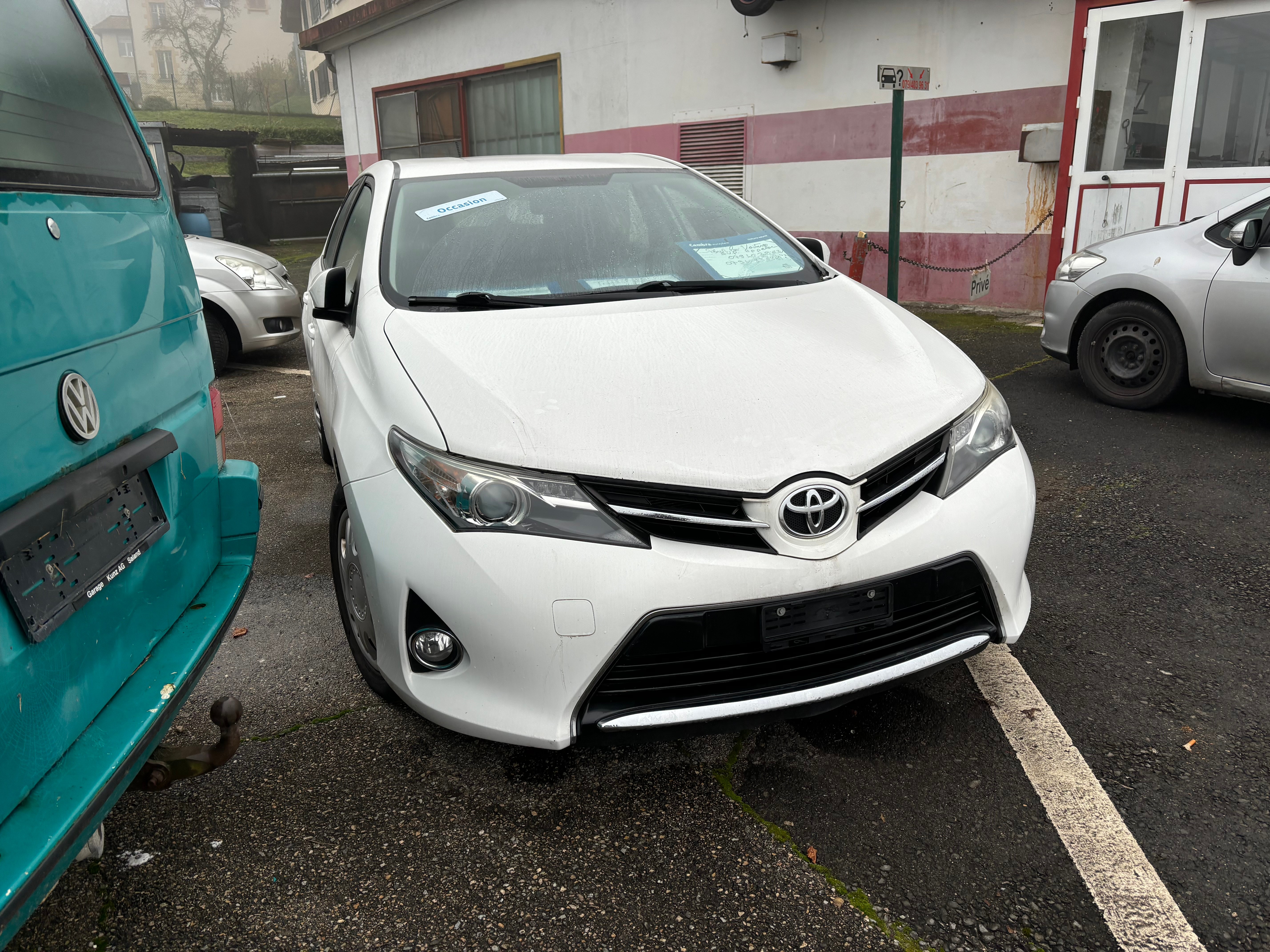 TOYOTA Auris 1.6 Luna