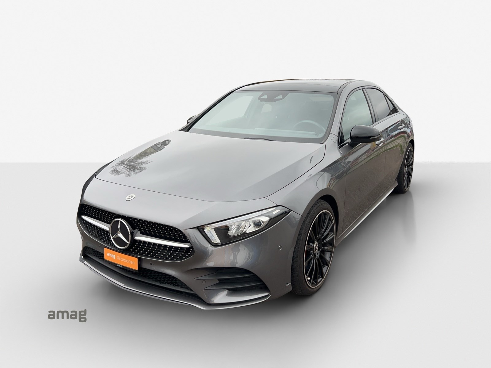 MERCEDES-BENZ A 250 AMG Line 7G-DCT