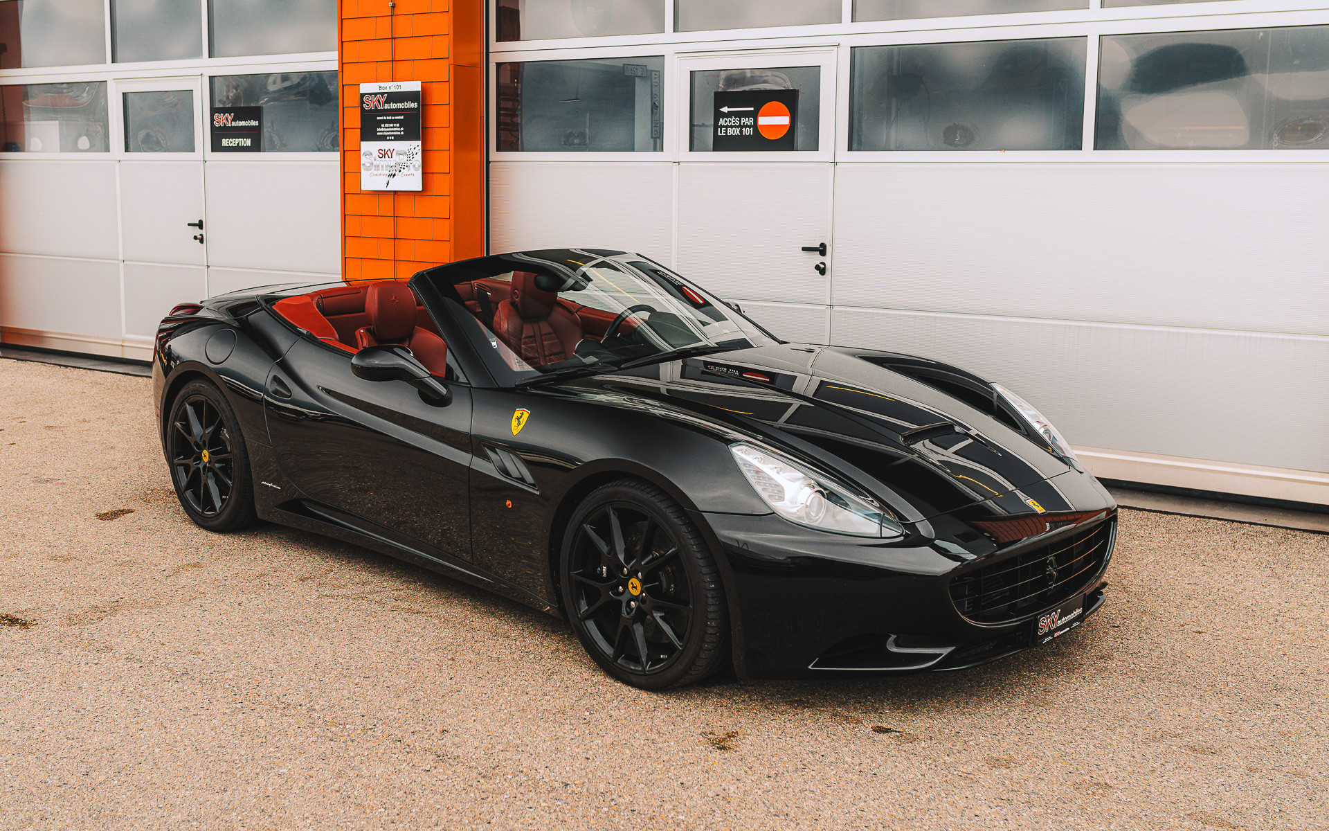 FERRARI California 4.3 V8