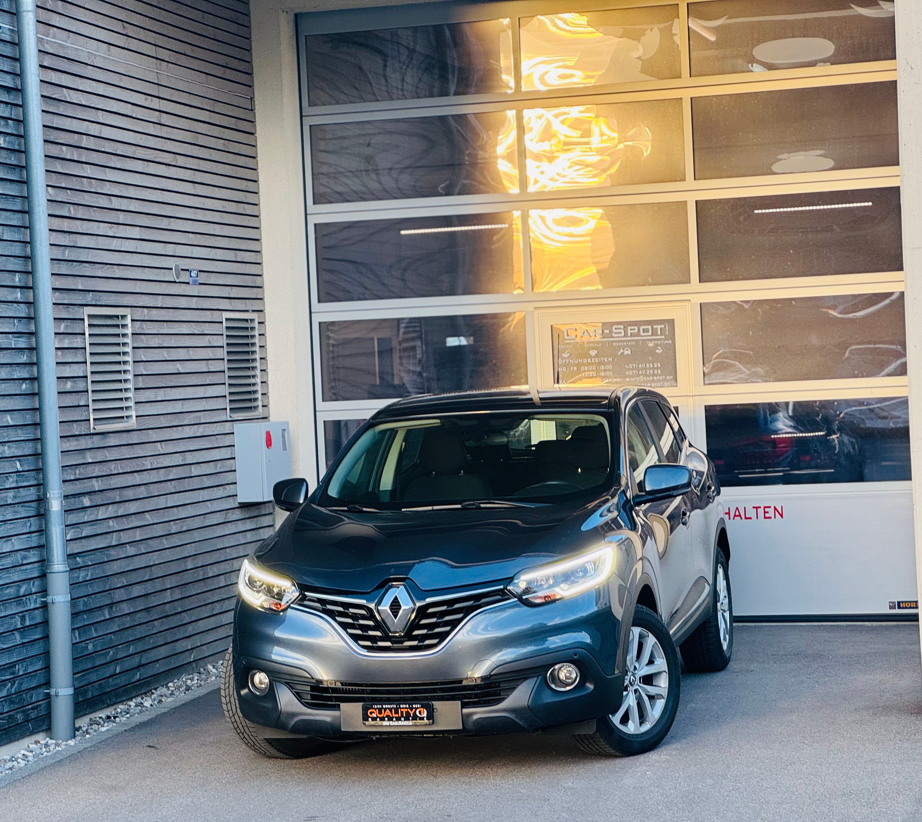 RENAULT Kadjar 1.5 dCi Zen EDC