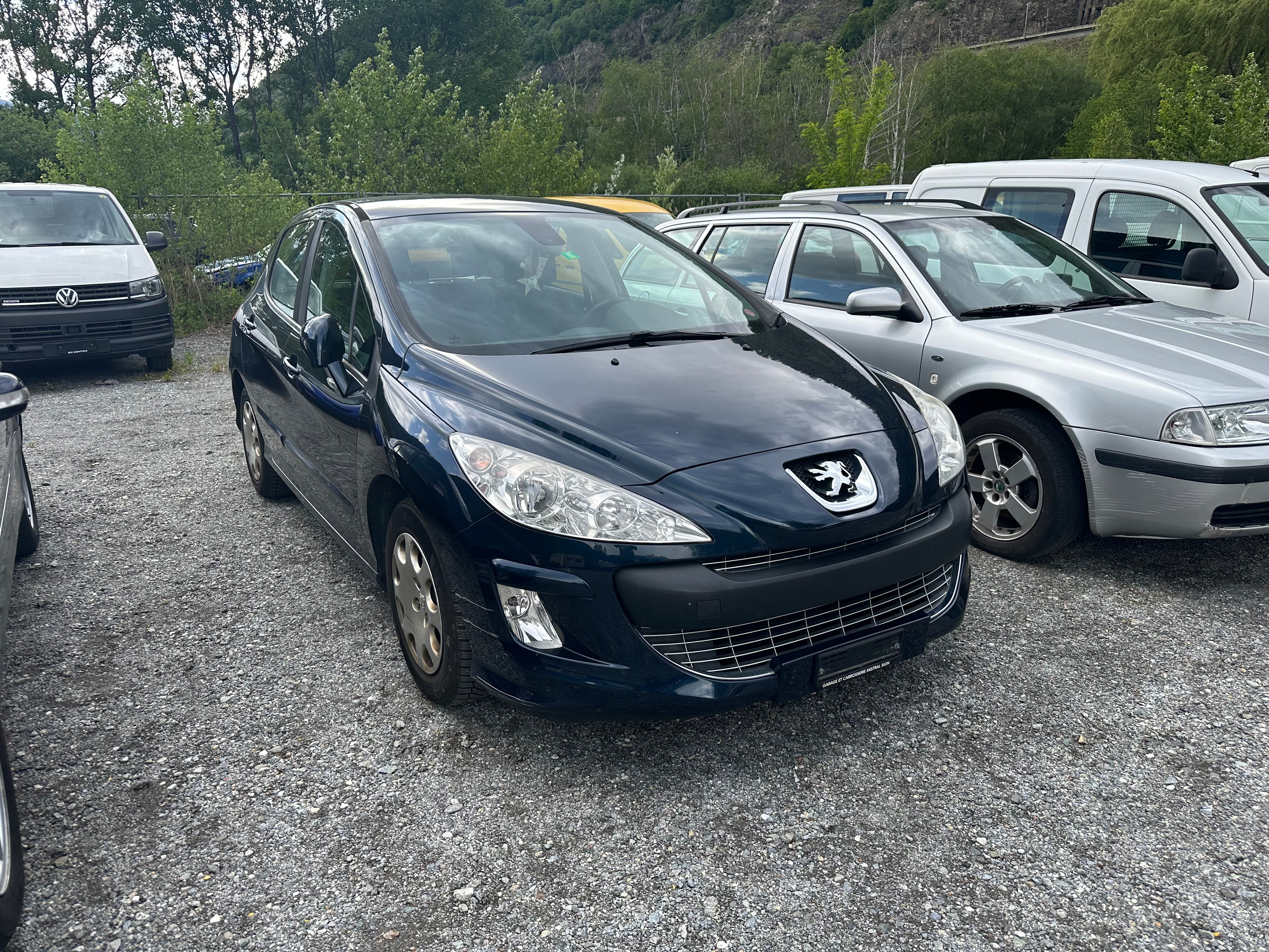 PEUGEOT 308 1.6 16V VTI Lion Edition