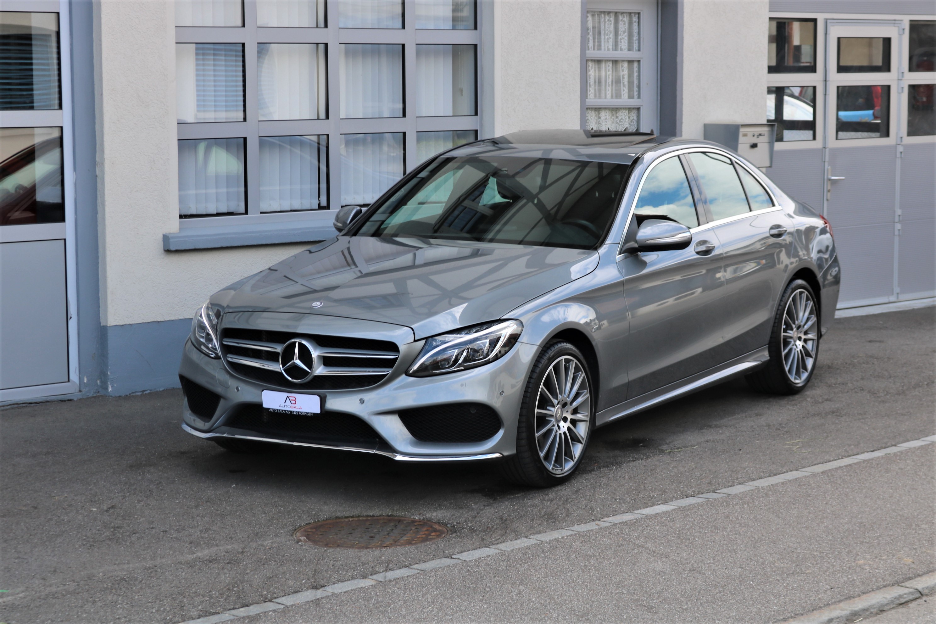 MERCEDES-BENZ C 200 Swiss Star Edition AMG Line 7G-Tronic