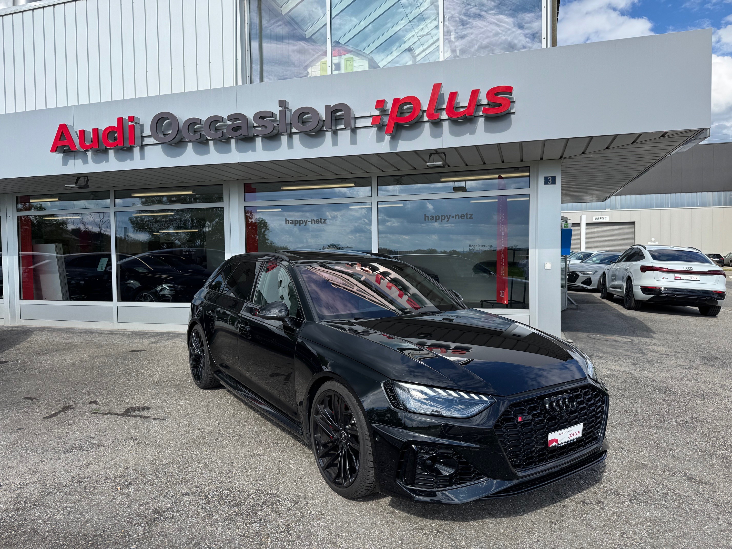 AUDI RS4 Avant quattro tiptronic