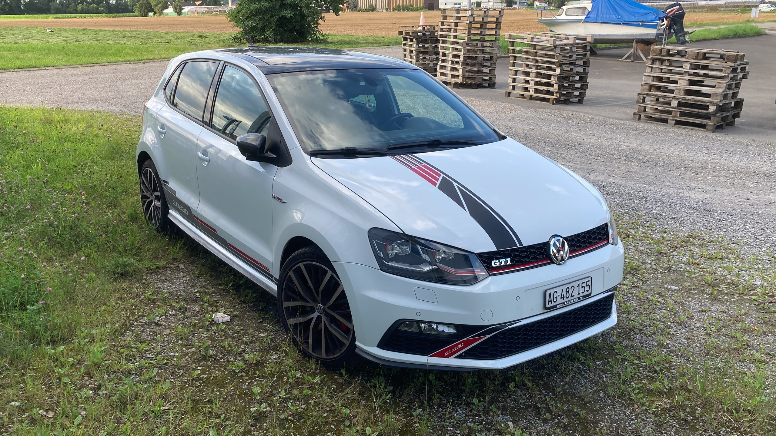 VW Polo 1.8 TSI GTI 230