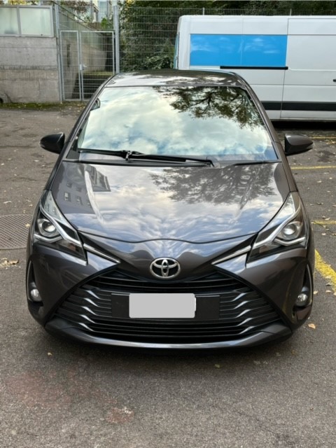 TOYOTA Yaris 1.5 Trend