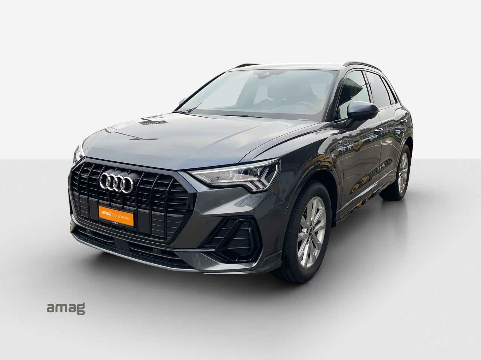 AUDI Q3 40 TDI S line quattro S-tronic