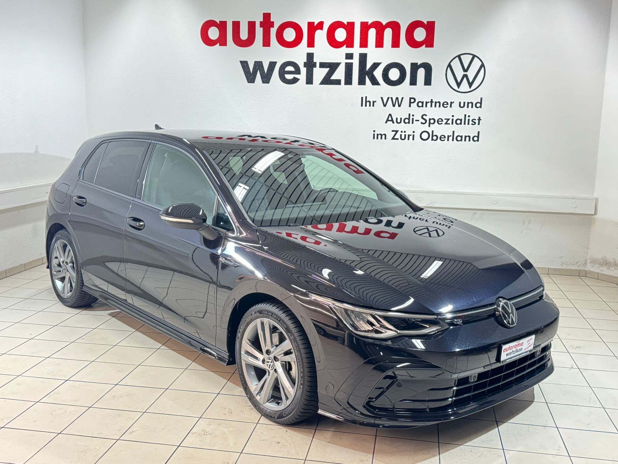 VW Golf 1.5 eTSI mHEV ACT R-Line DSG