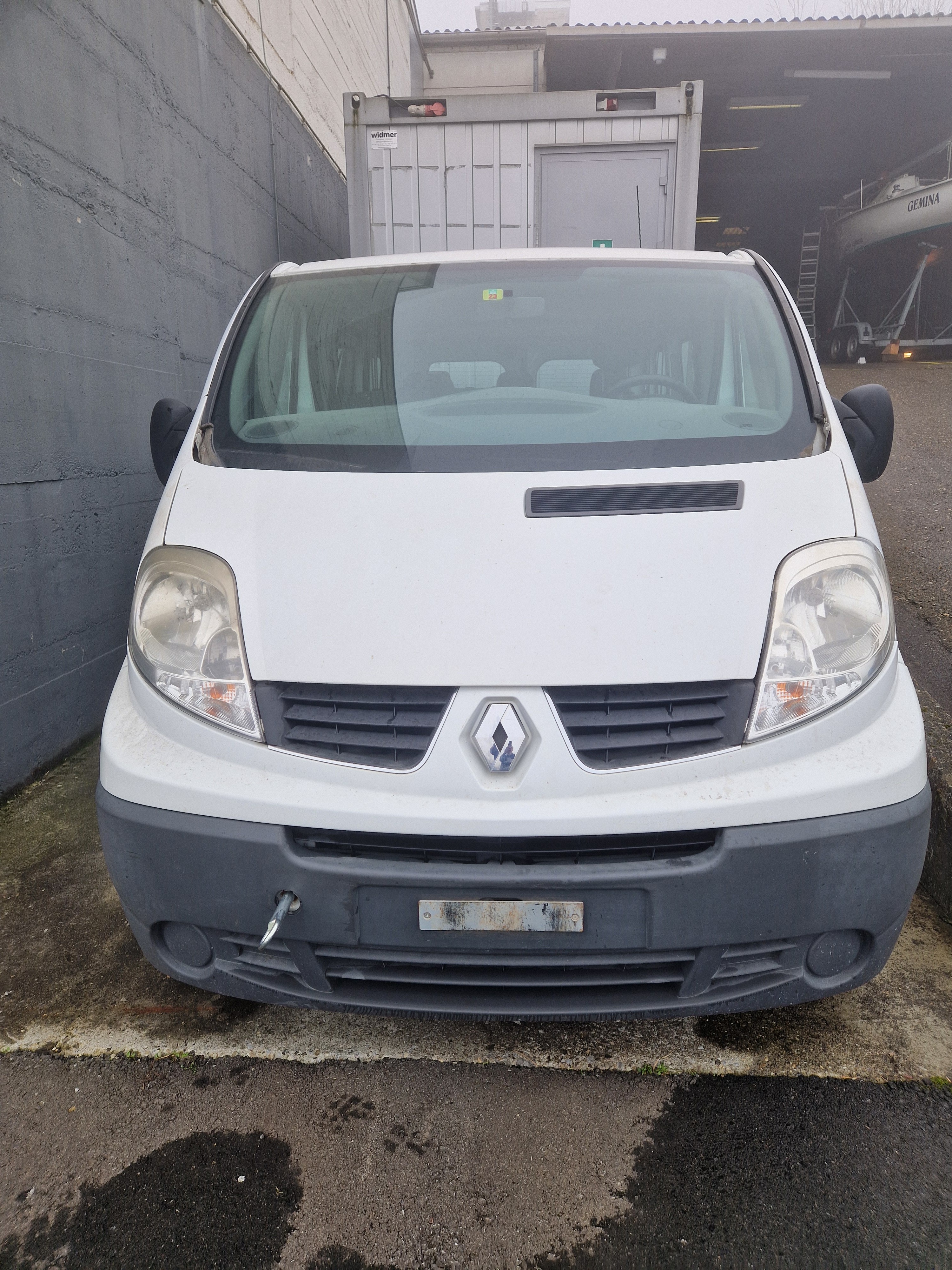 RENAULT Trafic 2.0 dCi Grand Passenger Authentique