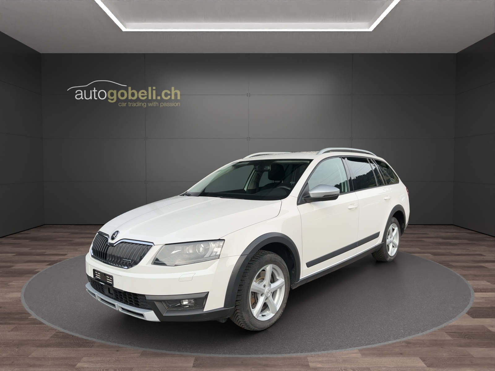 SKODA Octavia Combi 2.0 TDI Scout 4x4 DSG