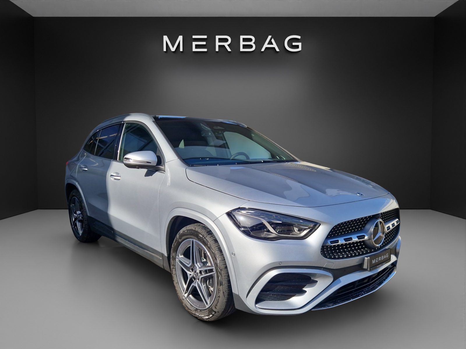 MERCEDES-BENZ GLA 220d 4Matic 8G-DCTSwiss Star