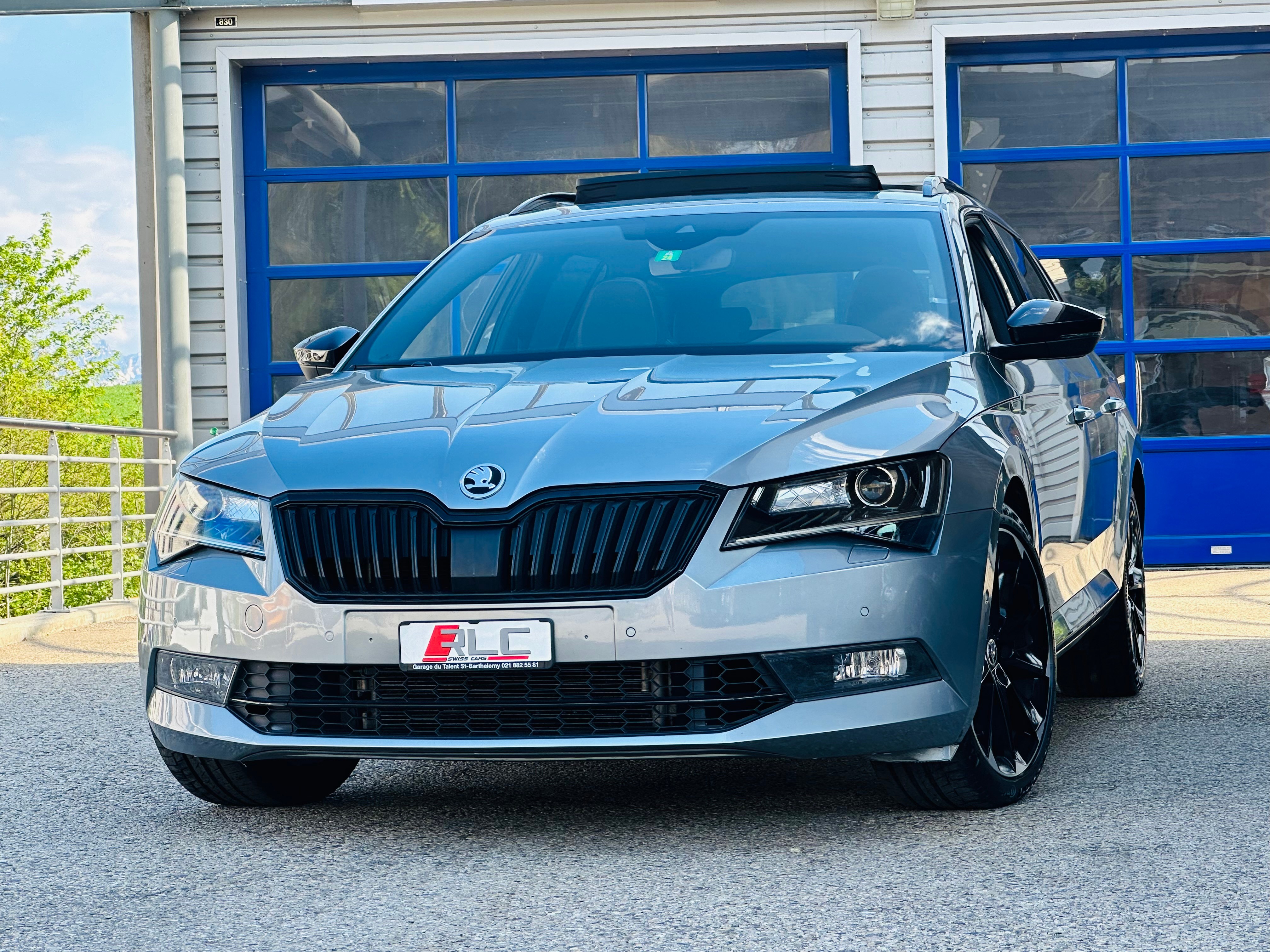 SKODA Superb Combi 2.0 TSI SportLine+ DSG 4x4