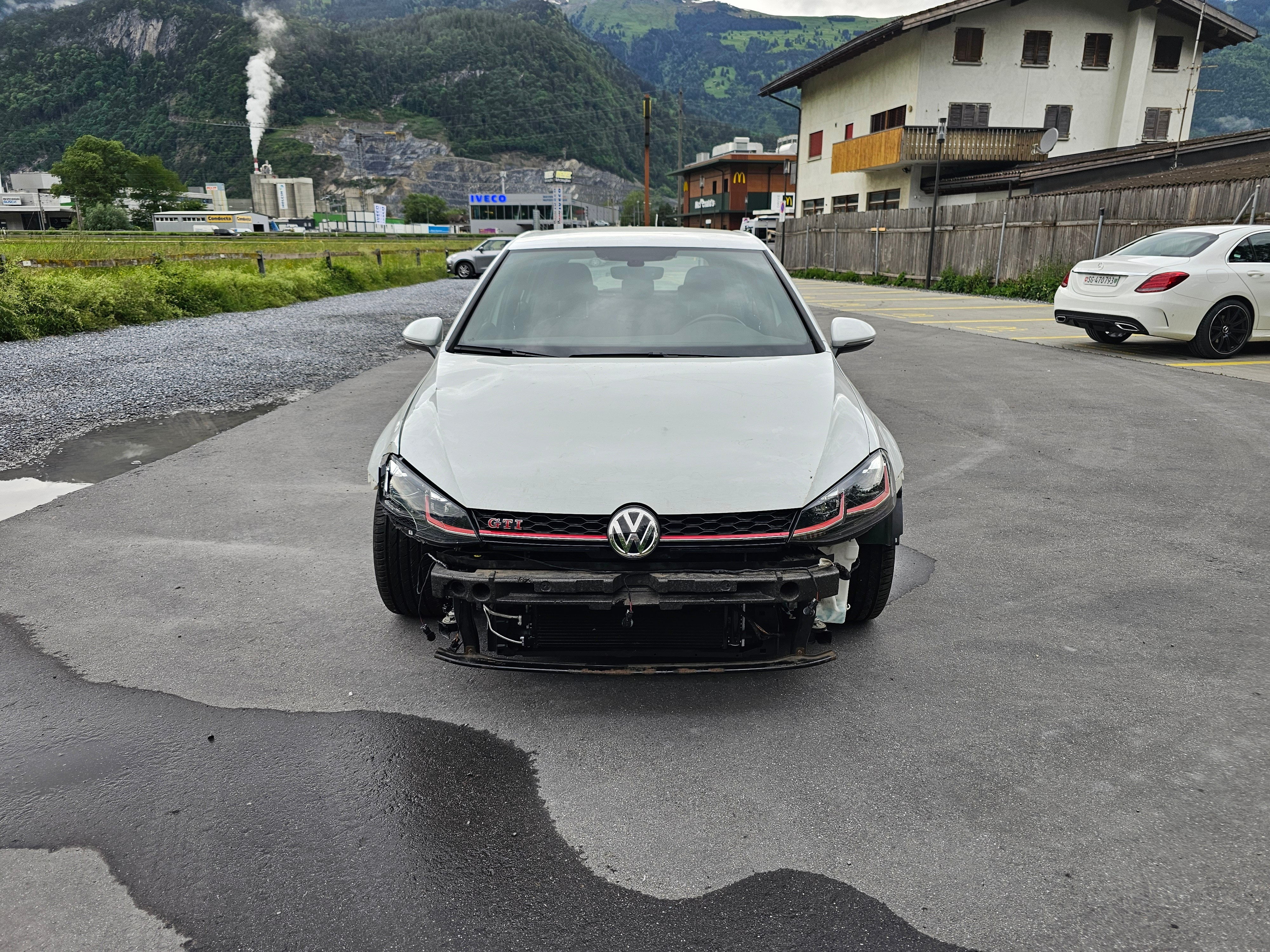 VW Golf 2.0 TSI GTI Performance DSG