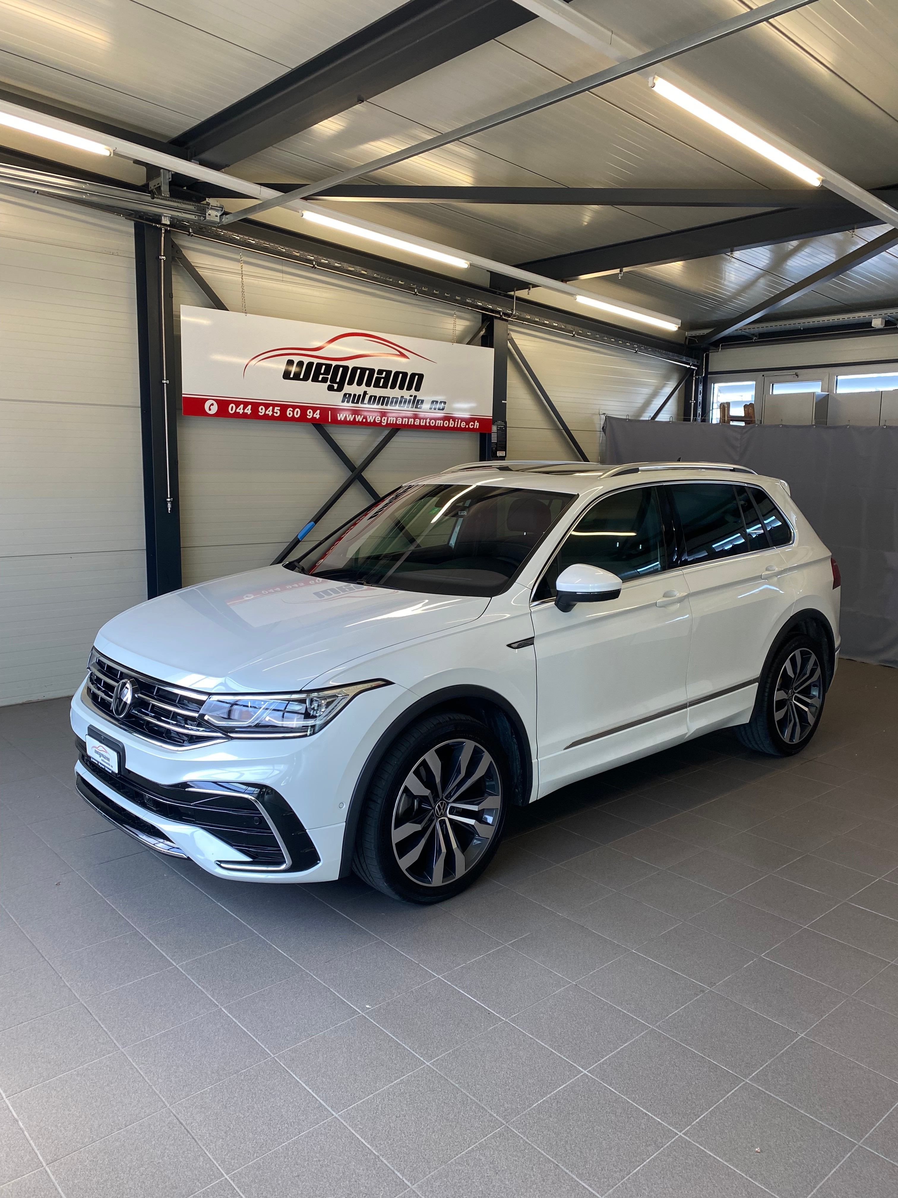 VW Tiguan 2.0TSI R-Line 4Motion DSG