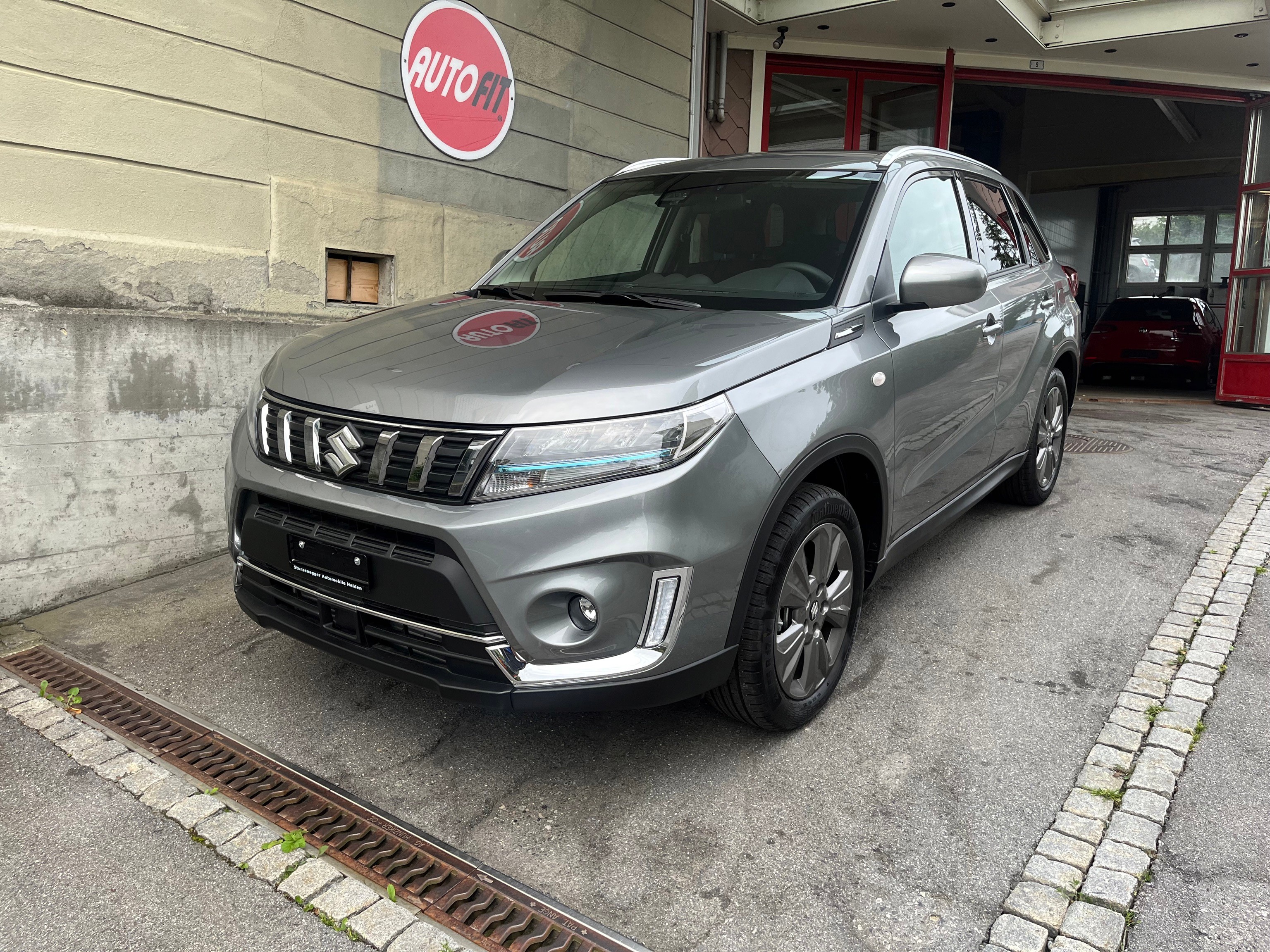 SUZUKI Vitara 1.4 Boosterjet Compact + Hybrid