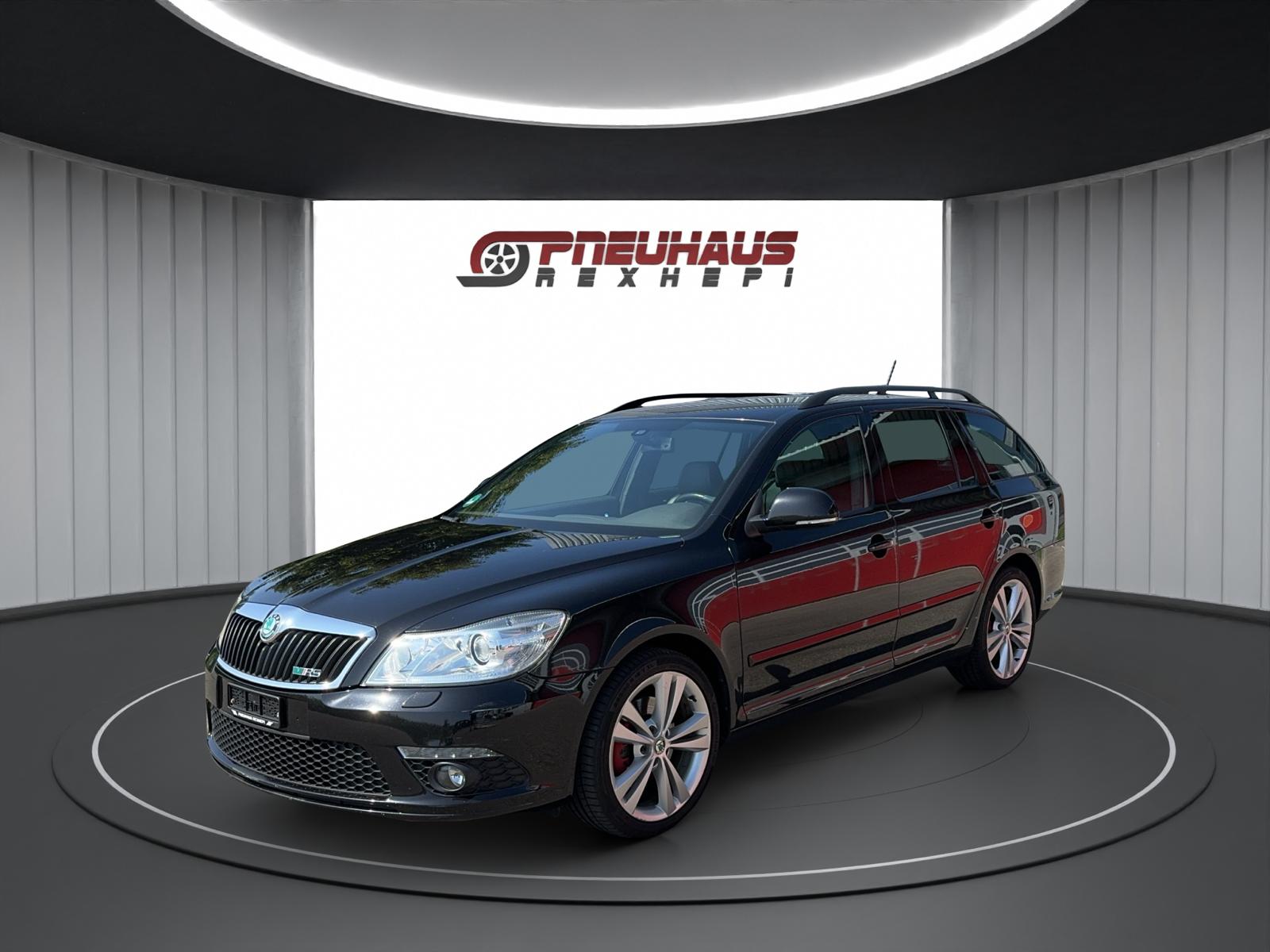 SKODA Octavia Combi 2.0 TDI RS DSG