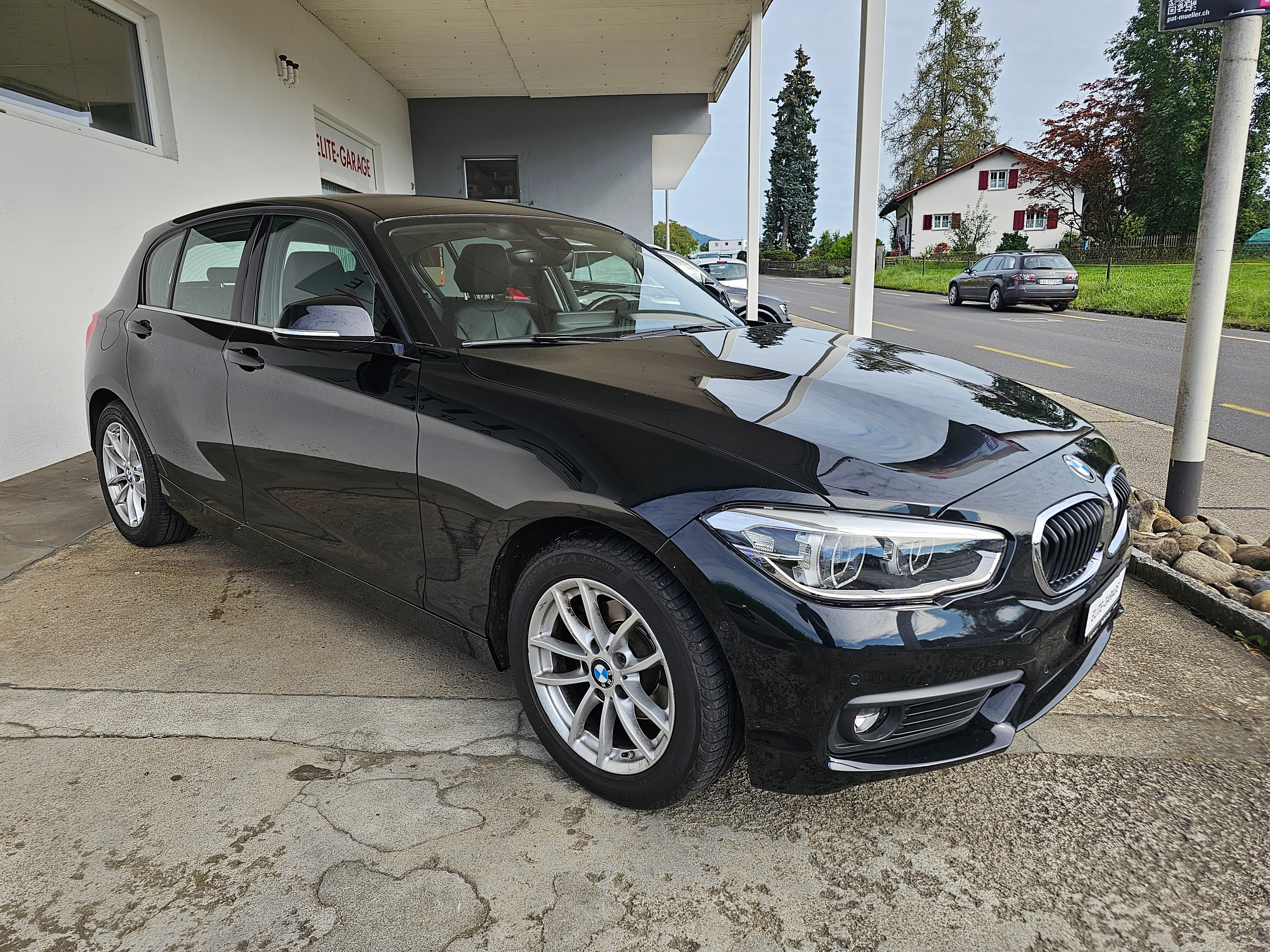 BMW 118i Edition Sport Line Steptronic