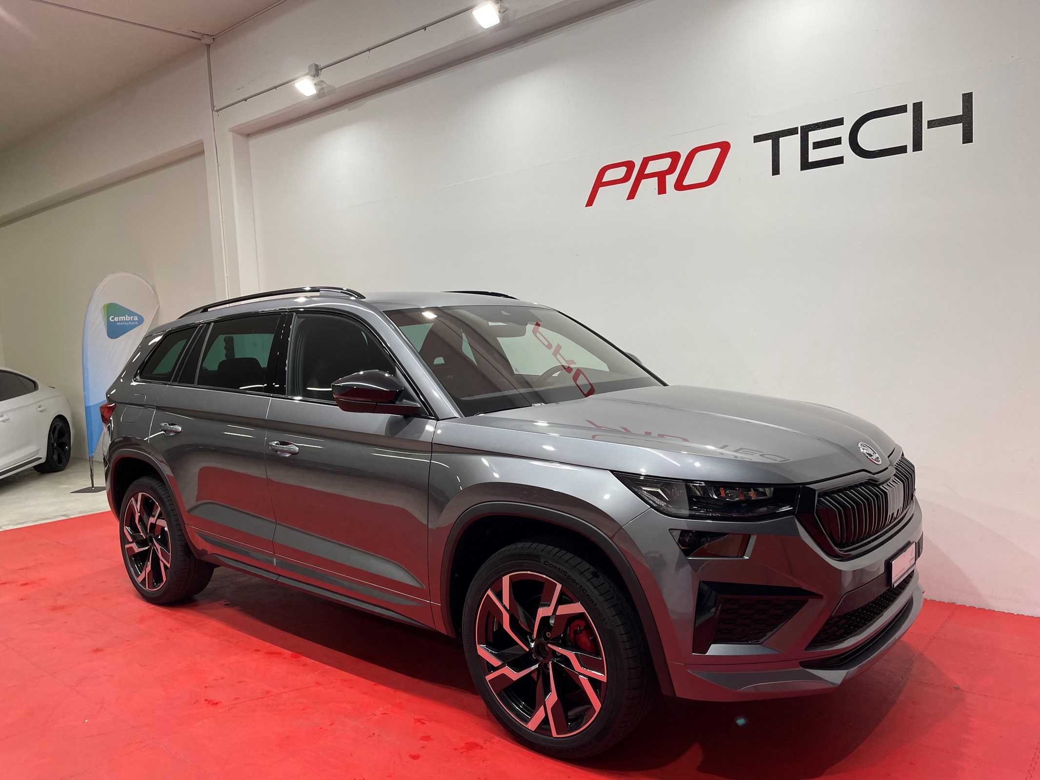 SKODA Kodiaq 2.0 TSI 4x4 RS