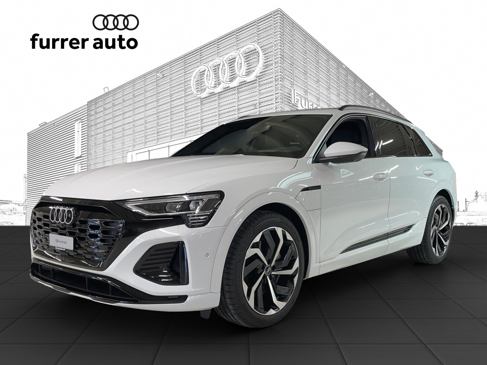 AUDI Q8 55 e-tron S line quattro