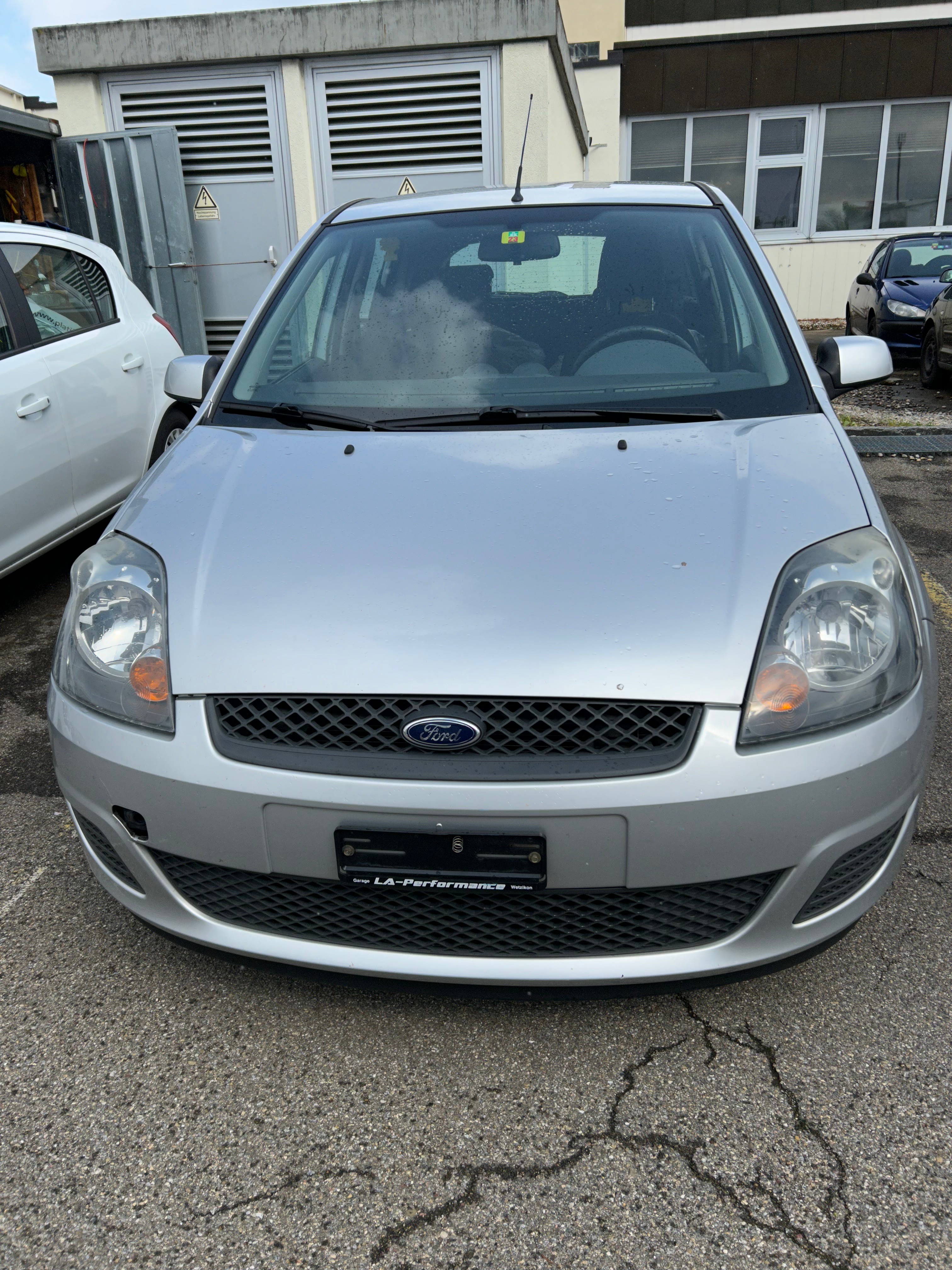 FORD Fiesta 1.4 16V Ambiente