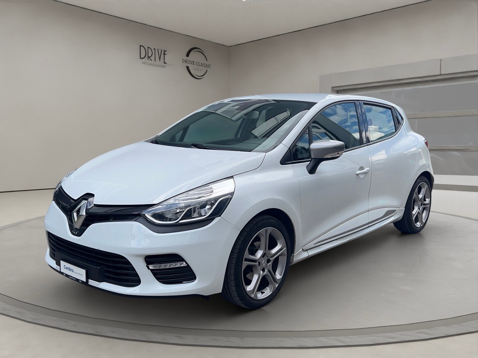 RENAULT Clio 1.2 16V T GT EDC