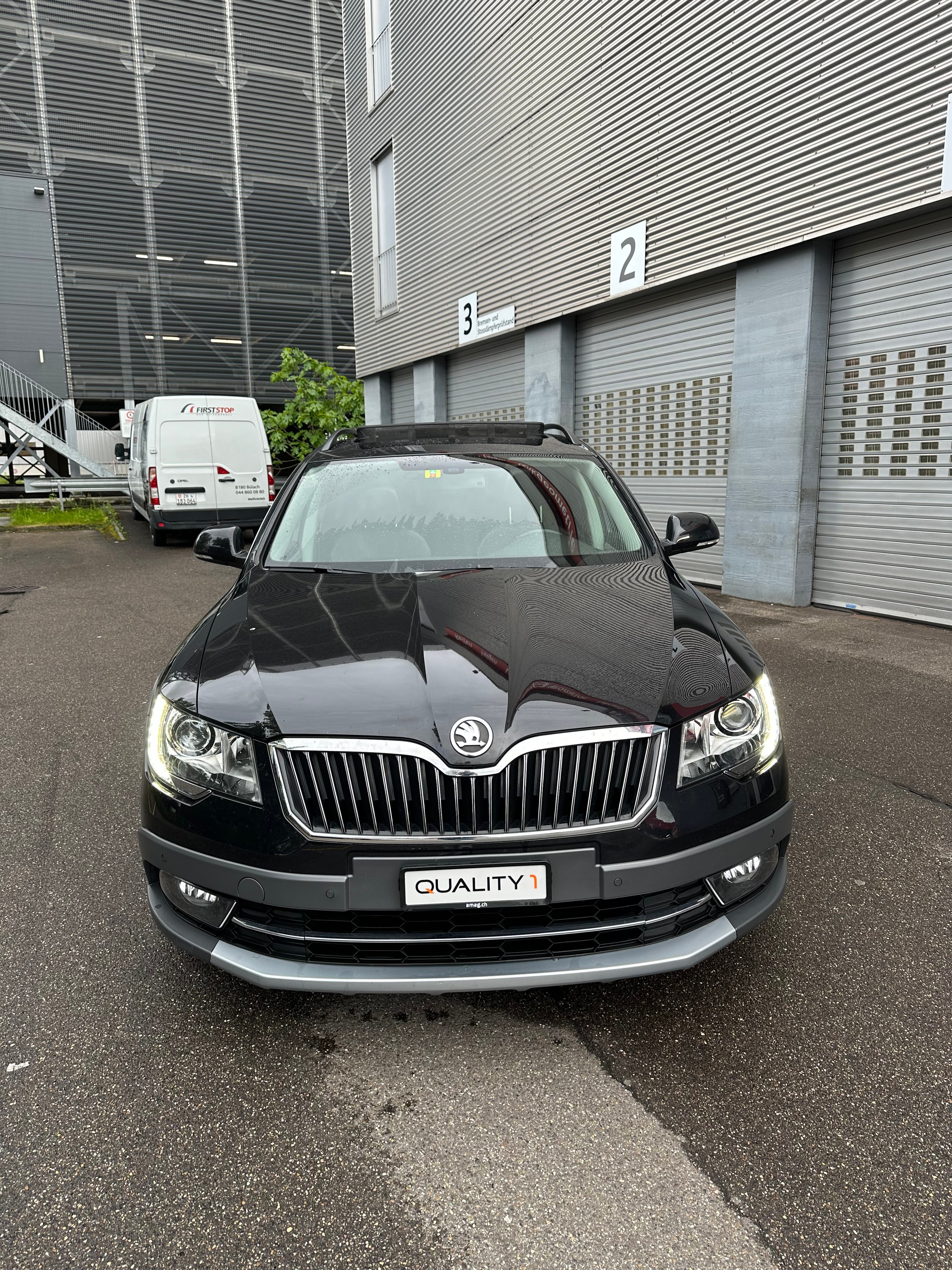 SKODA Superb Scout 2.0 TDi Elegance 4x4 DSG