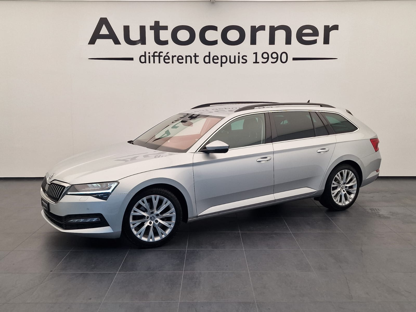 SKODA Superb Combi 2.0 TDi Ambition 4x4 DSG