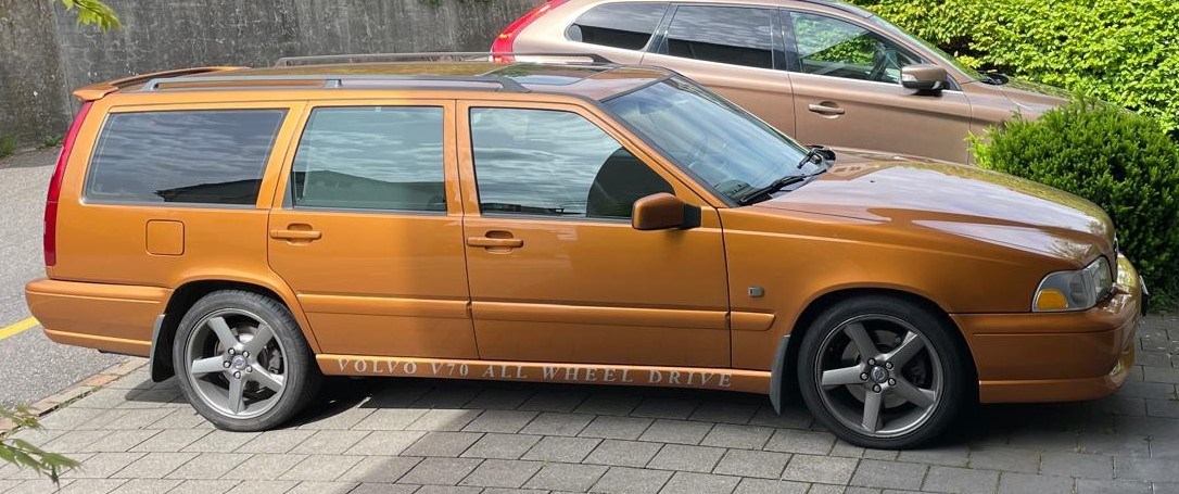 VOLVO V70 R AWD