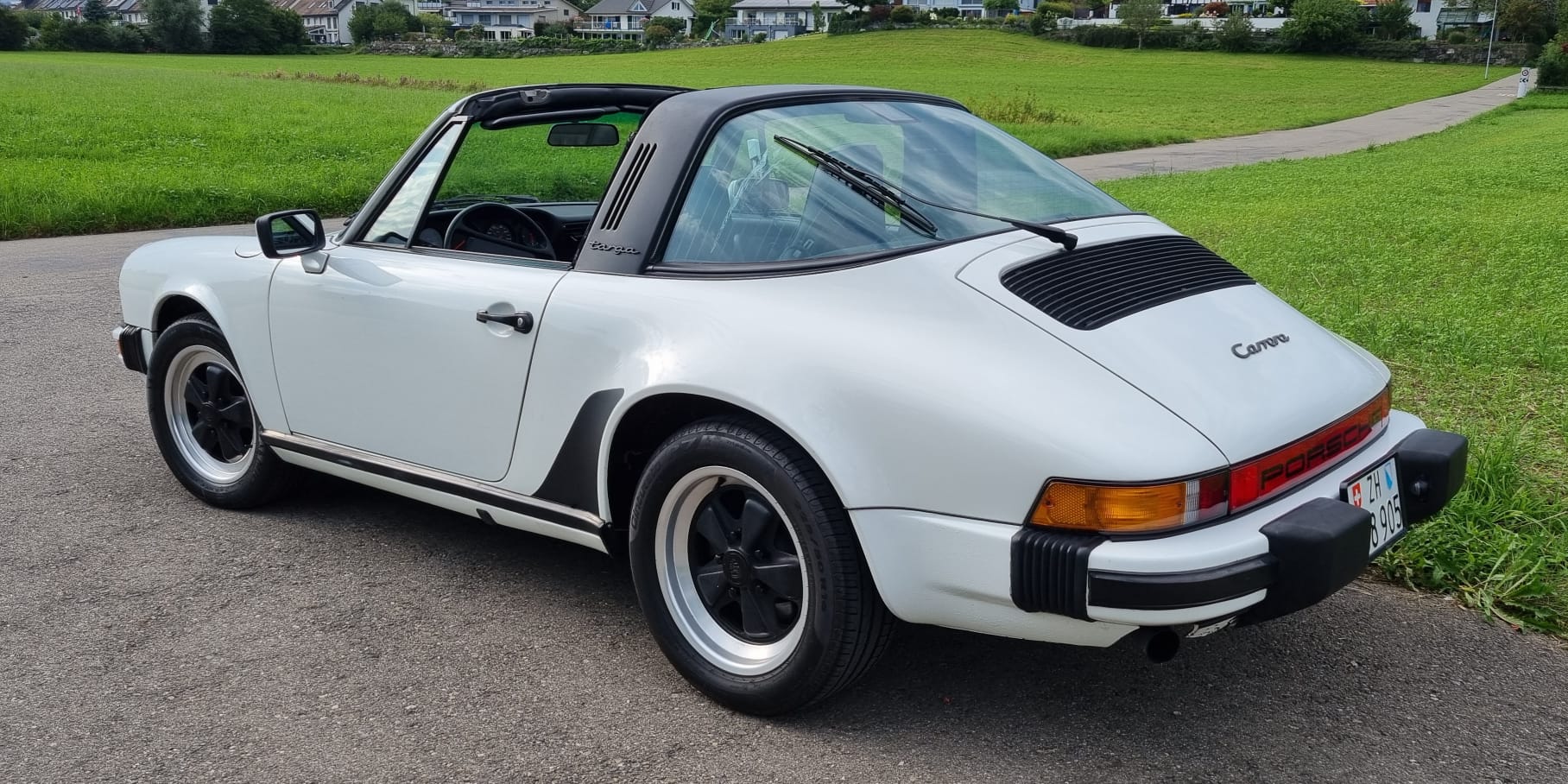 PORSCHE 911 Carrera Targa