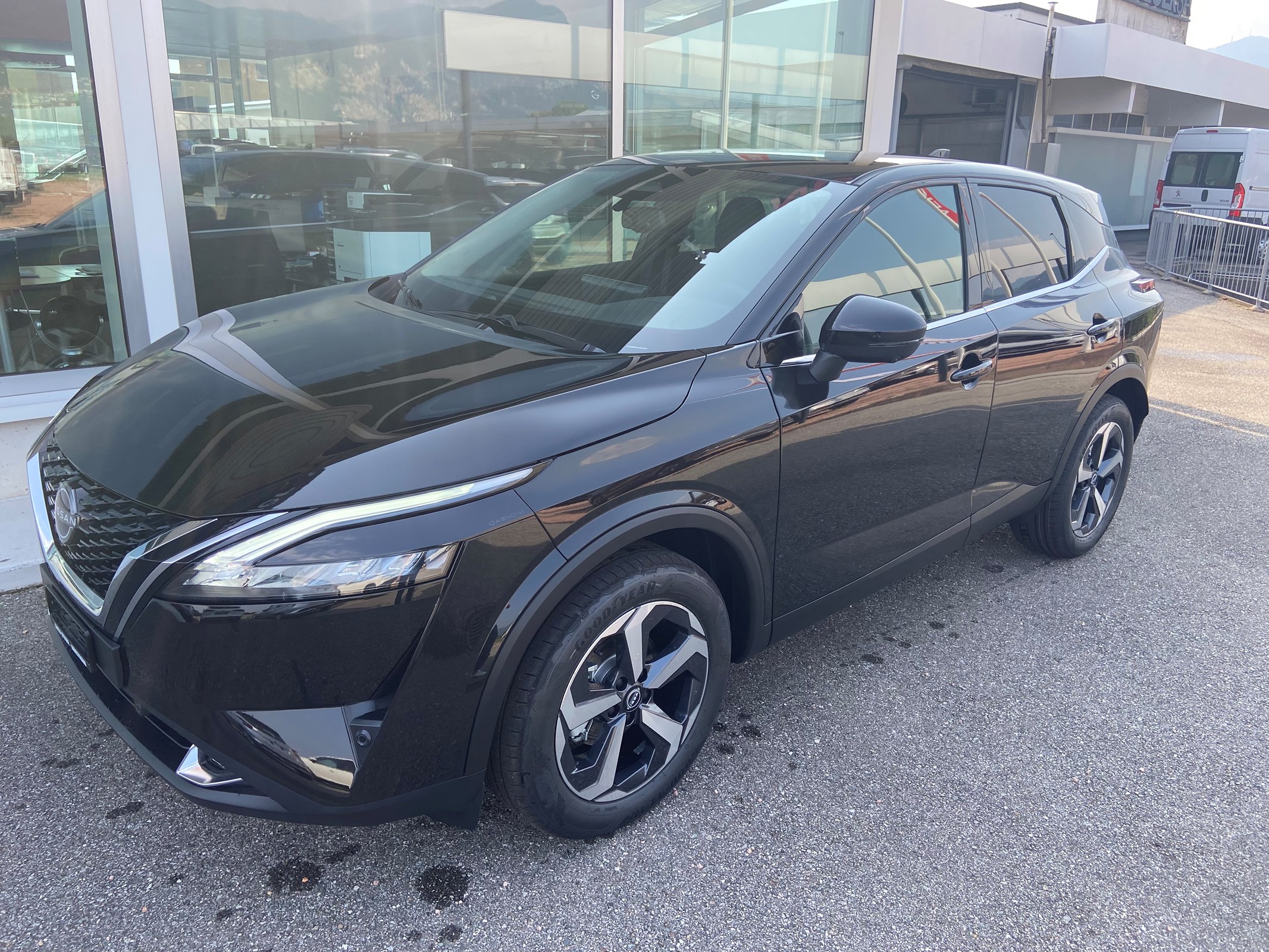 NISSAN Qashqai 1.3 DIG-T MHEV N-Connecta Xtronic 4x4