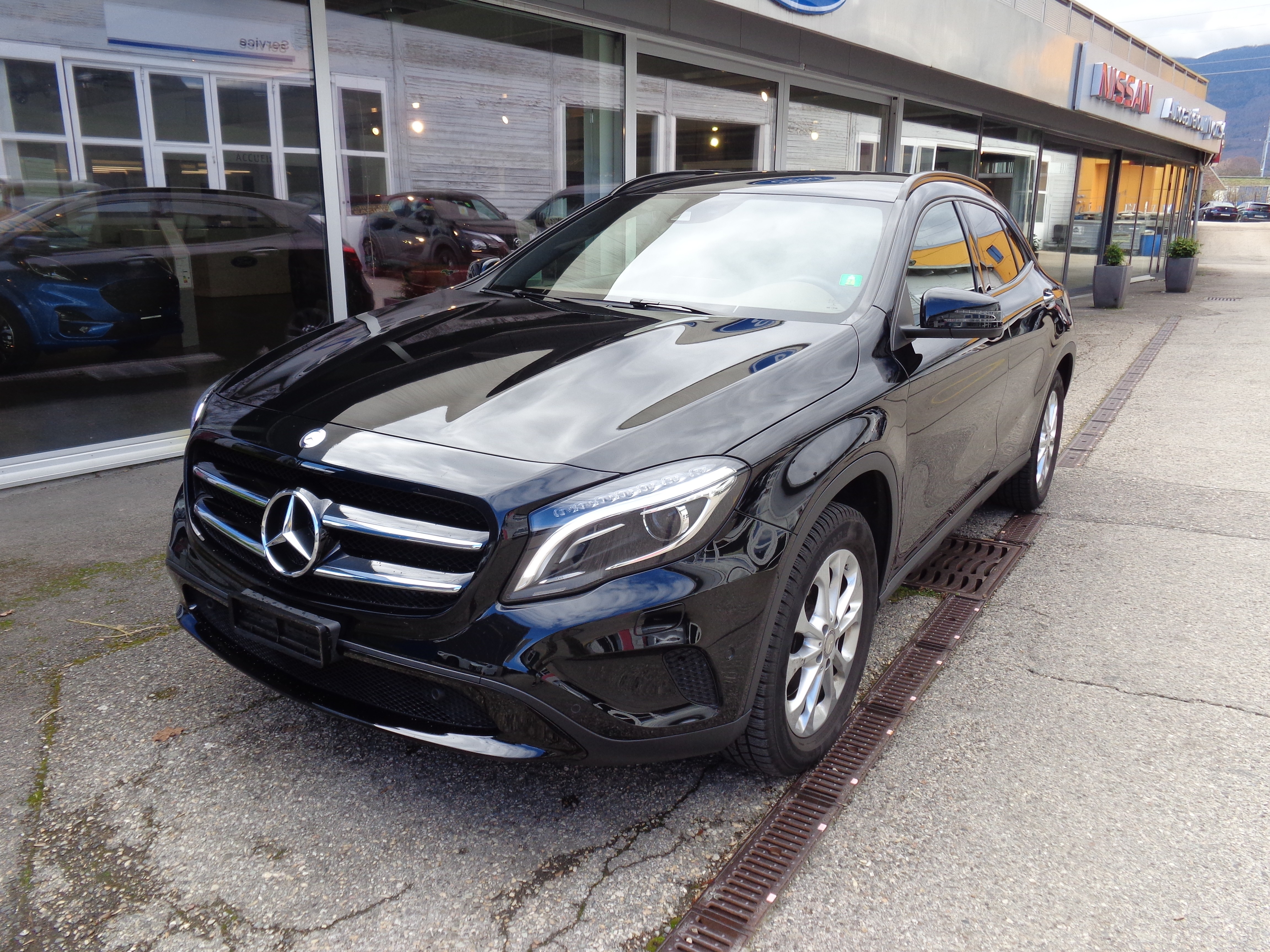 MERCEDES-BENZ GLA 250 AMG Line 4Matic 7G-DCT