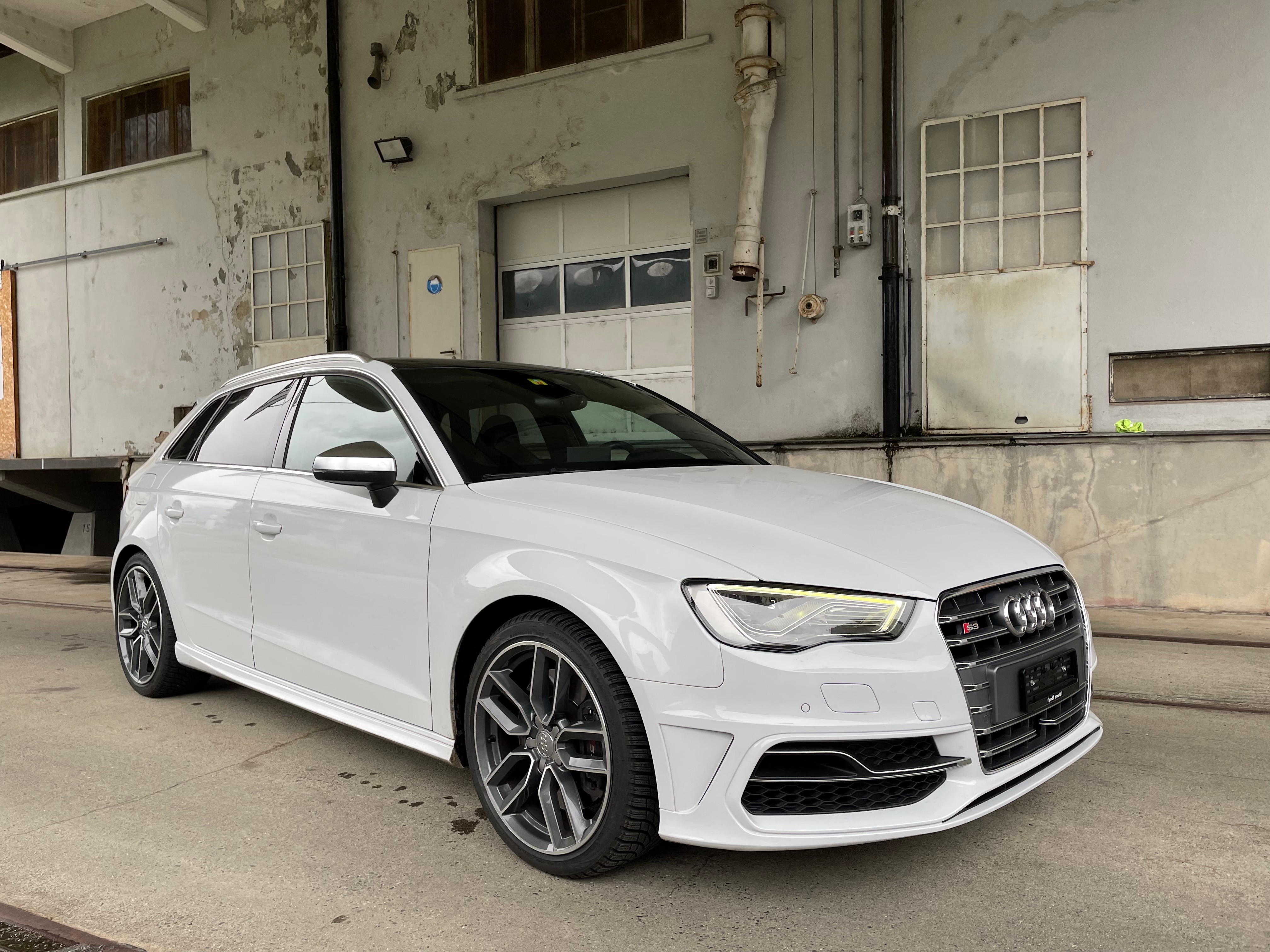 AUDI S3 Sportback 2.0 TFSI quattro