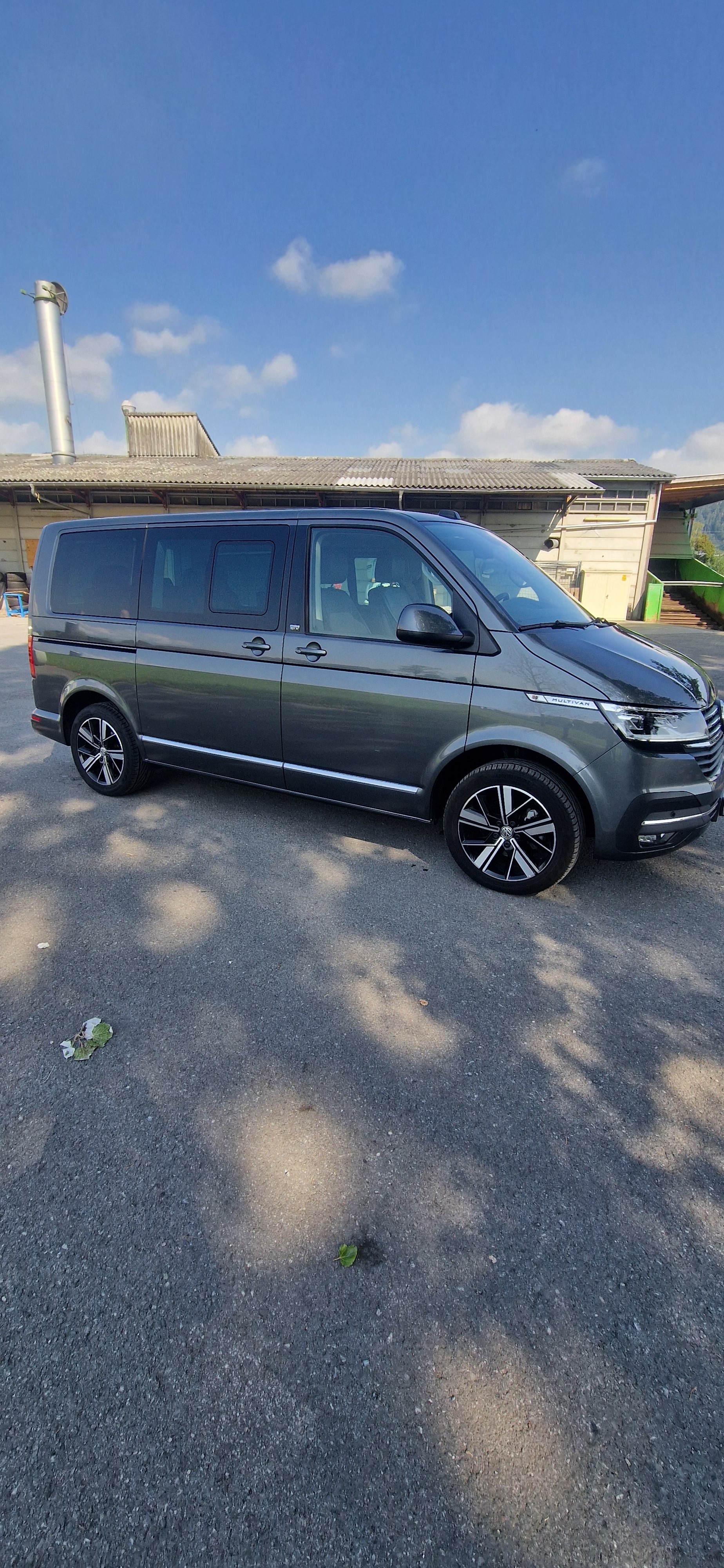 VW T6.1 Multivan 2.0 TDI Generation Six DSG