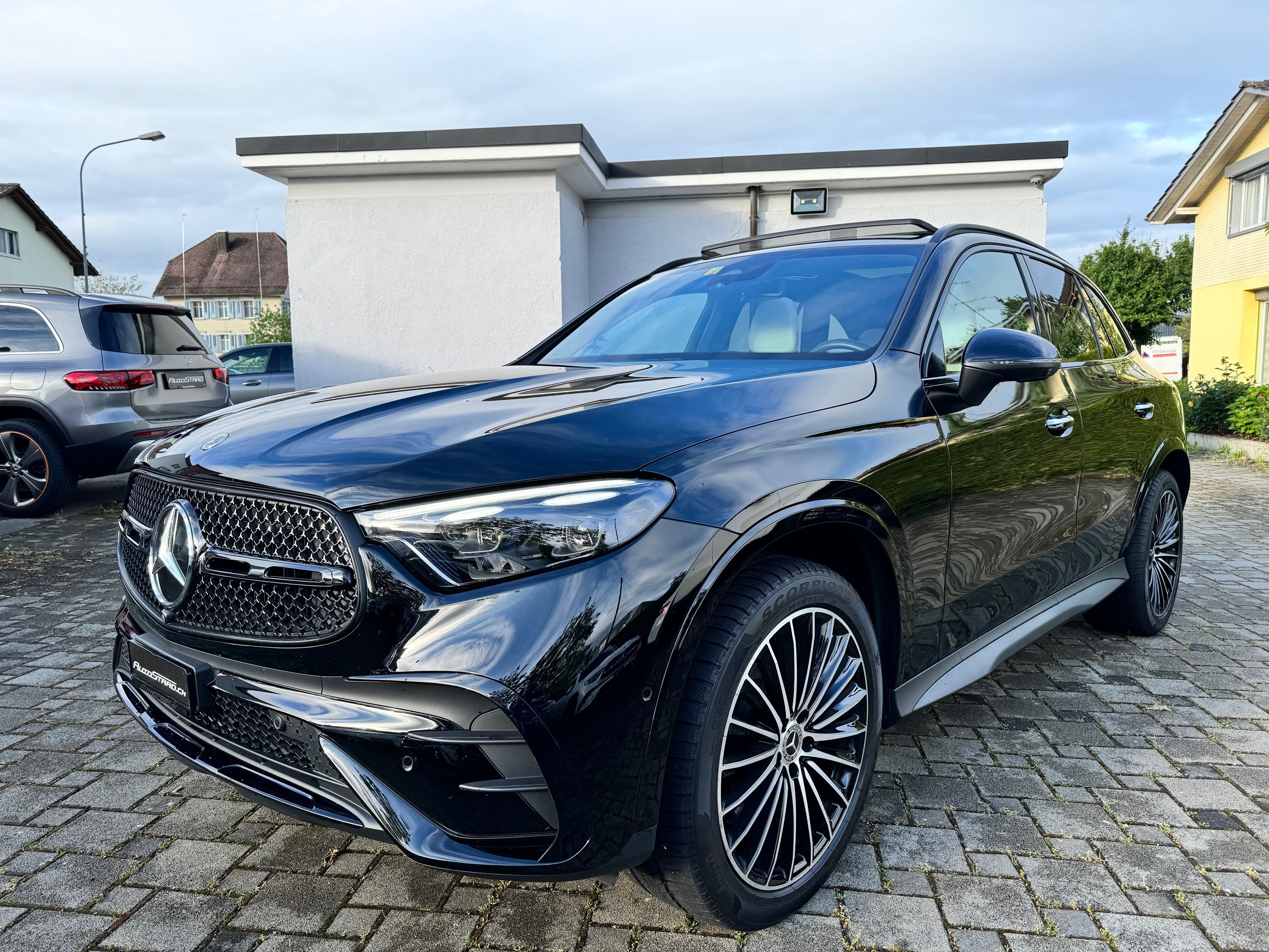 MERCEDES-BENZ GLC 220 d AMG Line 4Matic 9G-Tronic