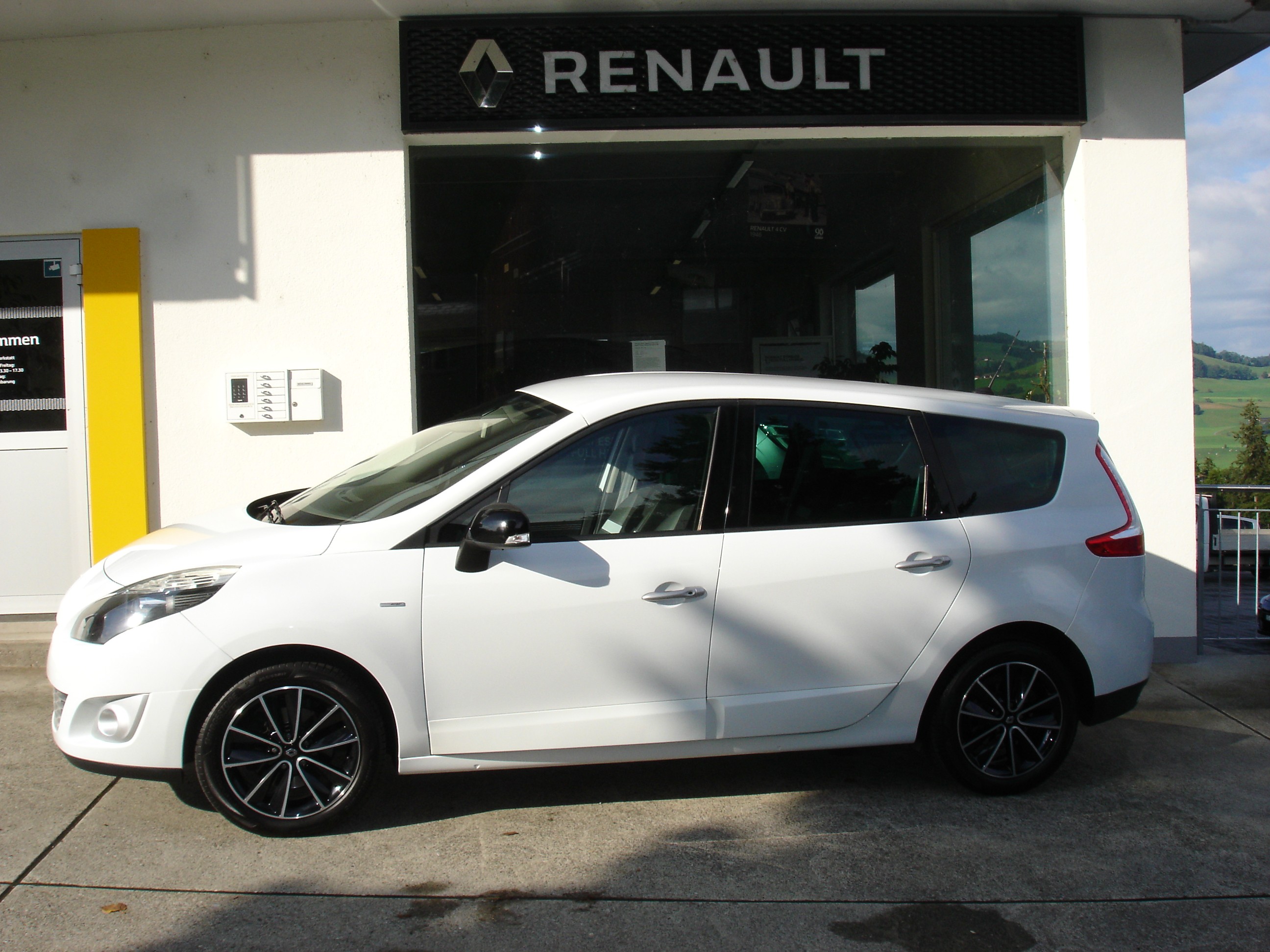 RENAULT Grand Scénic 1.4 16V Turbo Bose